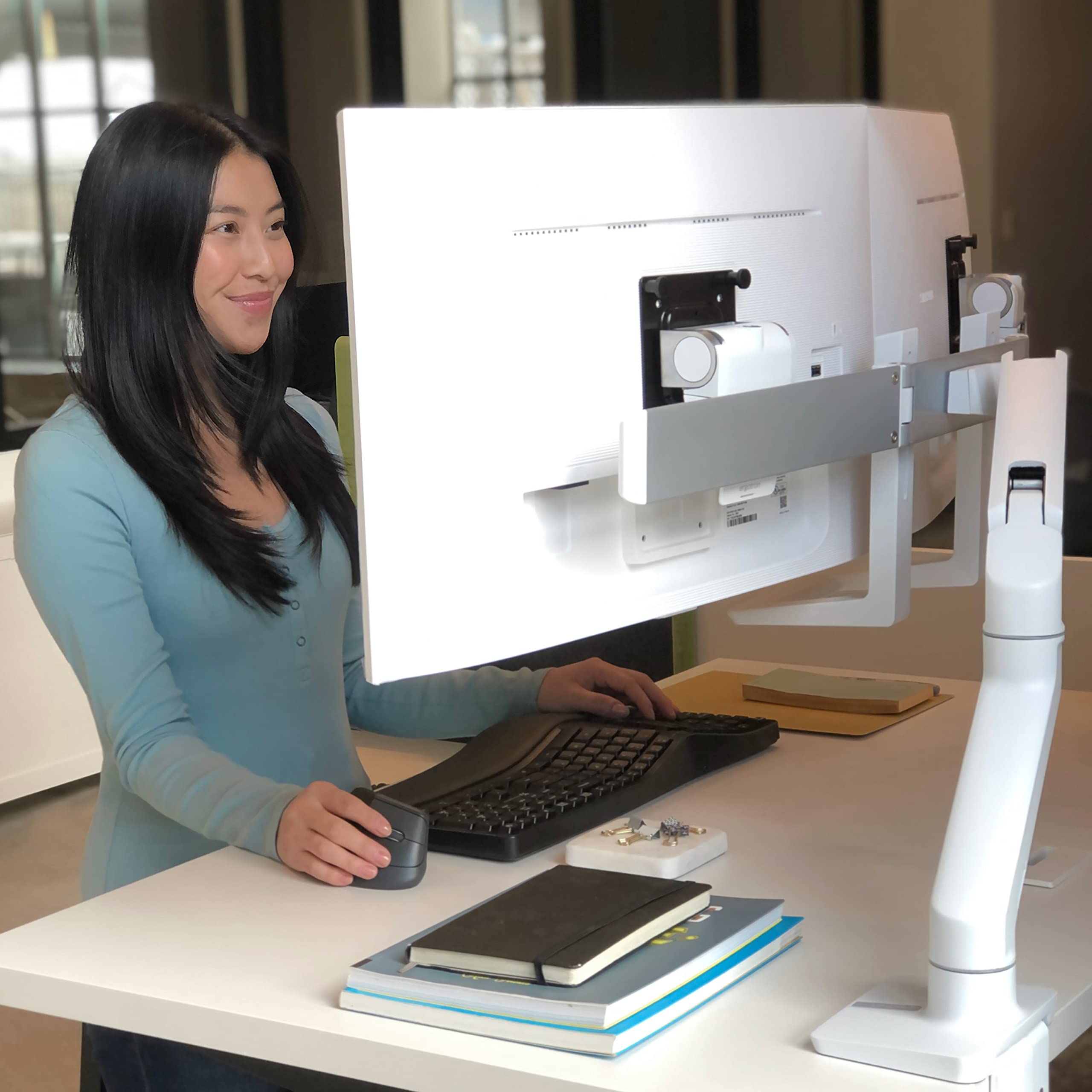 Ergotron � HX Dual Monitor Arm, VESA Desk Mount � for 2 Monitors Up to 32 Inches, 5 to 17.5 lbs Each � White