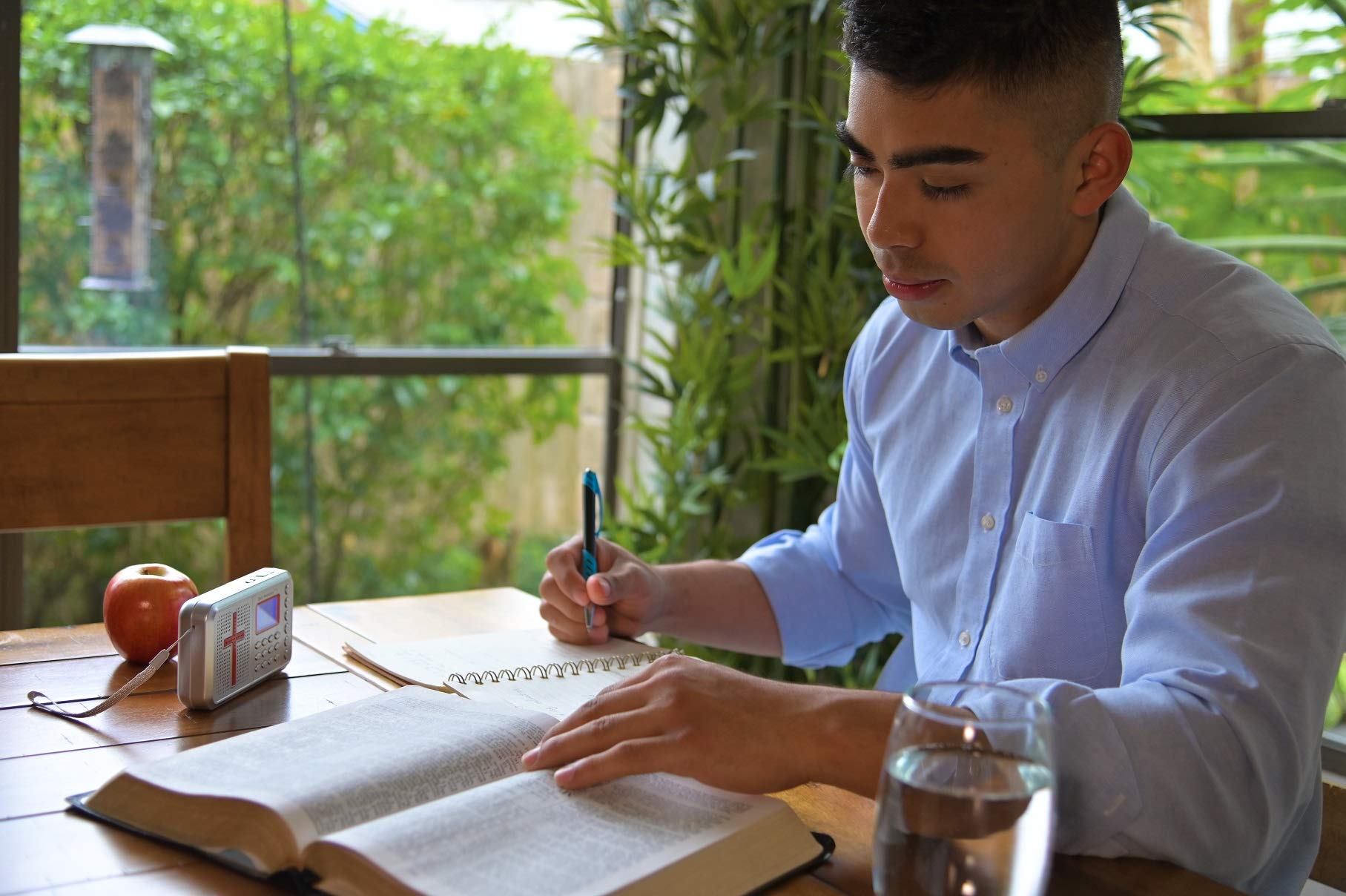 Daily Meditation ESV Dramatized Audio Bible Player - Portable Talking Bible with Charger & Earphones, English Standard Version, White