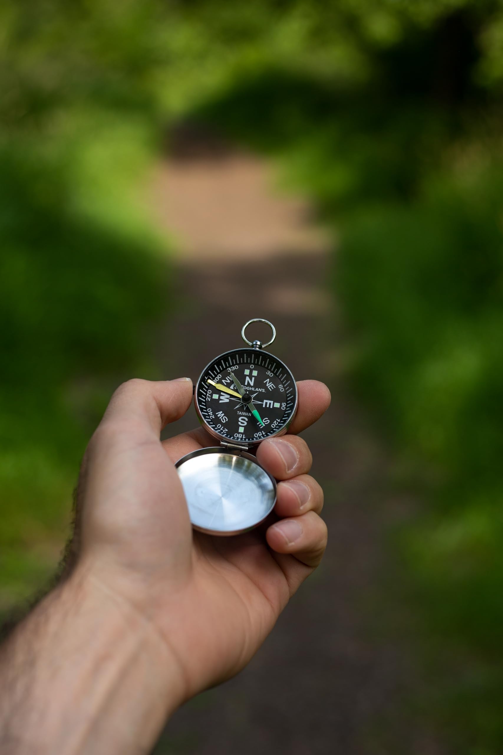 Coghlan'S Pocket Compass - Compact Outdoor Navigation Tool For Hiking, Camping, Survival, And Adventure - Lightweight And Portab