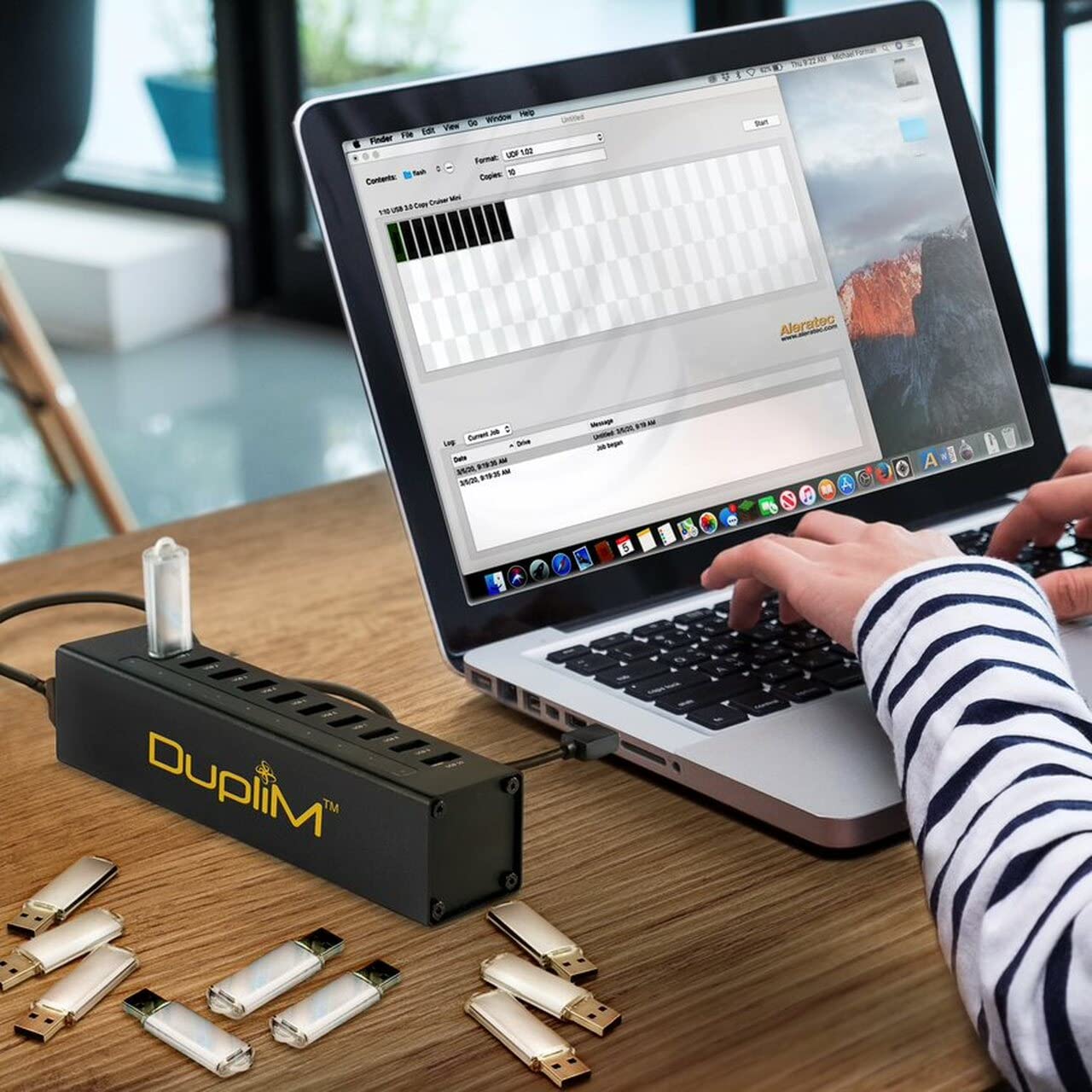 Duplim 1 To 10 Mini Usb 3.0 Flash Drive Duplicator Cloner Burner Computer Connected For Mac And Pc