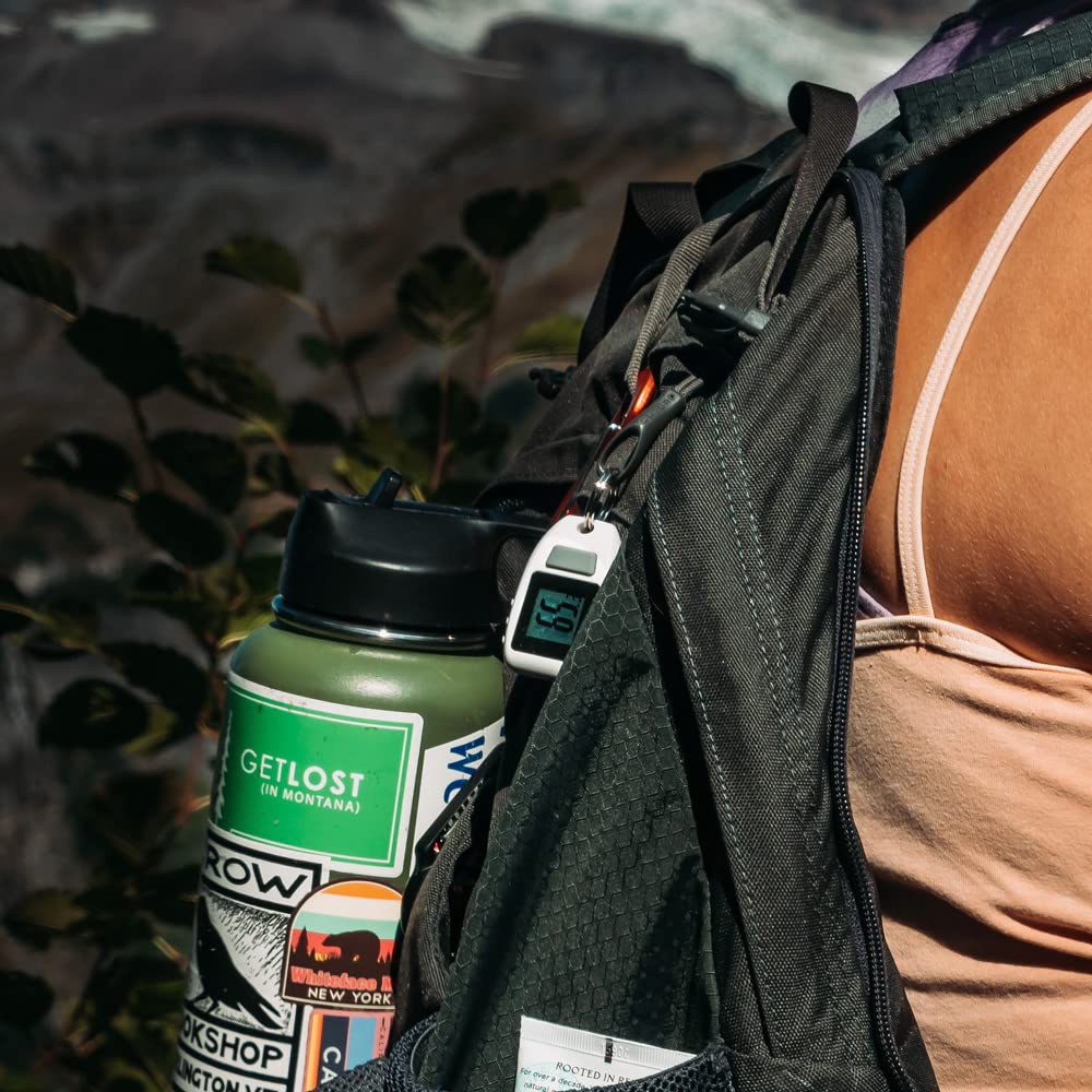 Sun Company Digital Zipogage   Compact Zipperpull Digital Thermometer | For Skiing, Snowboarding, Cold Weather Camping, Snowshoe