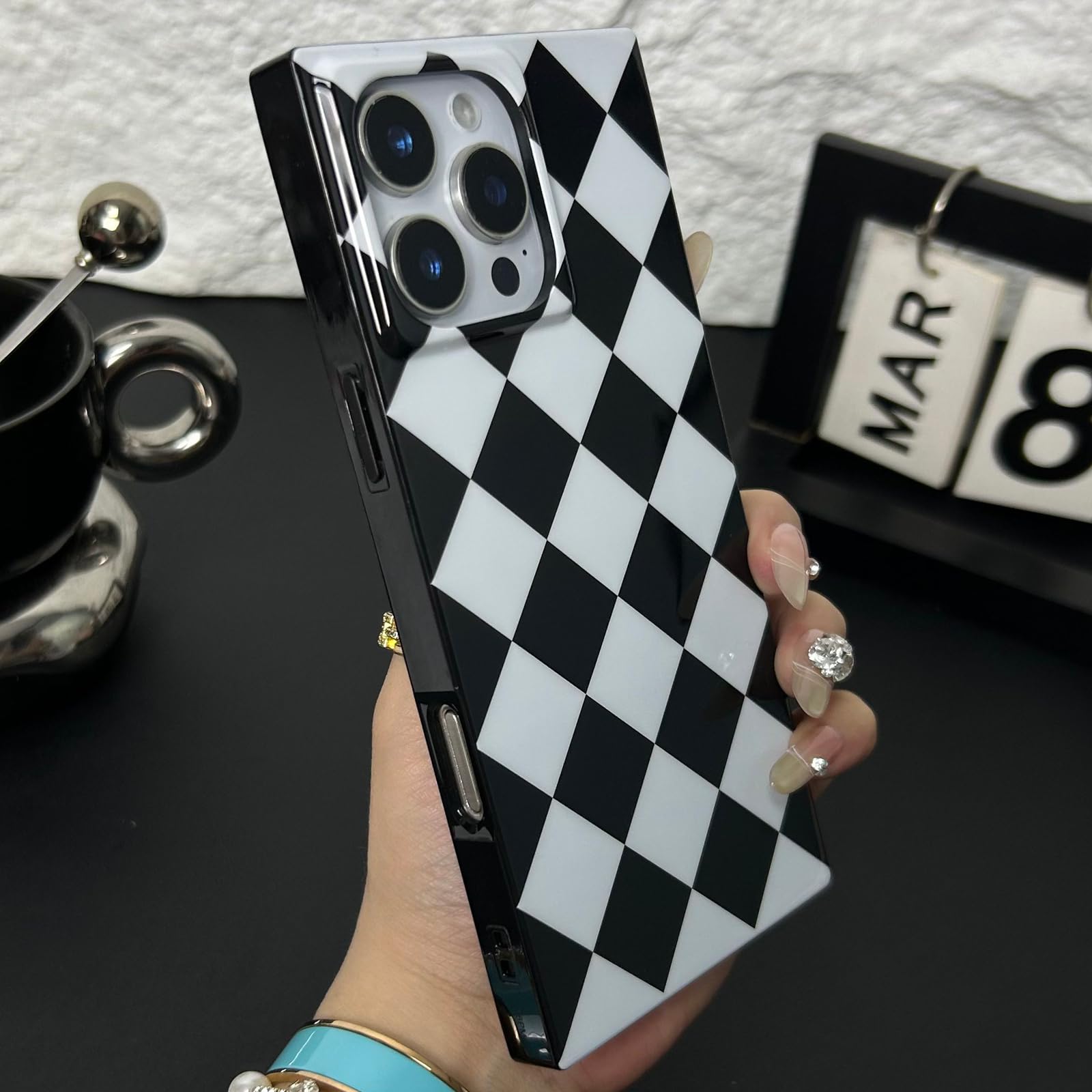 Roymonkey Checkered Magnetic Case For Iphone 15 Pro Max Compatible With Magsafe - Rectangular Diamond Checkerboard Pattern - Glo