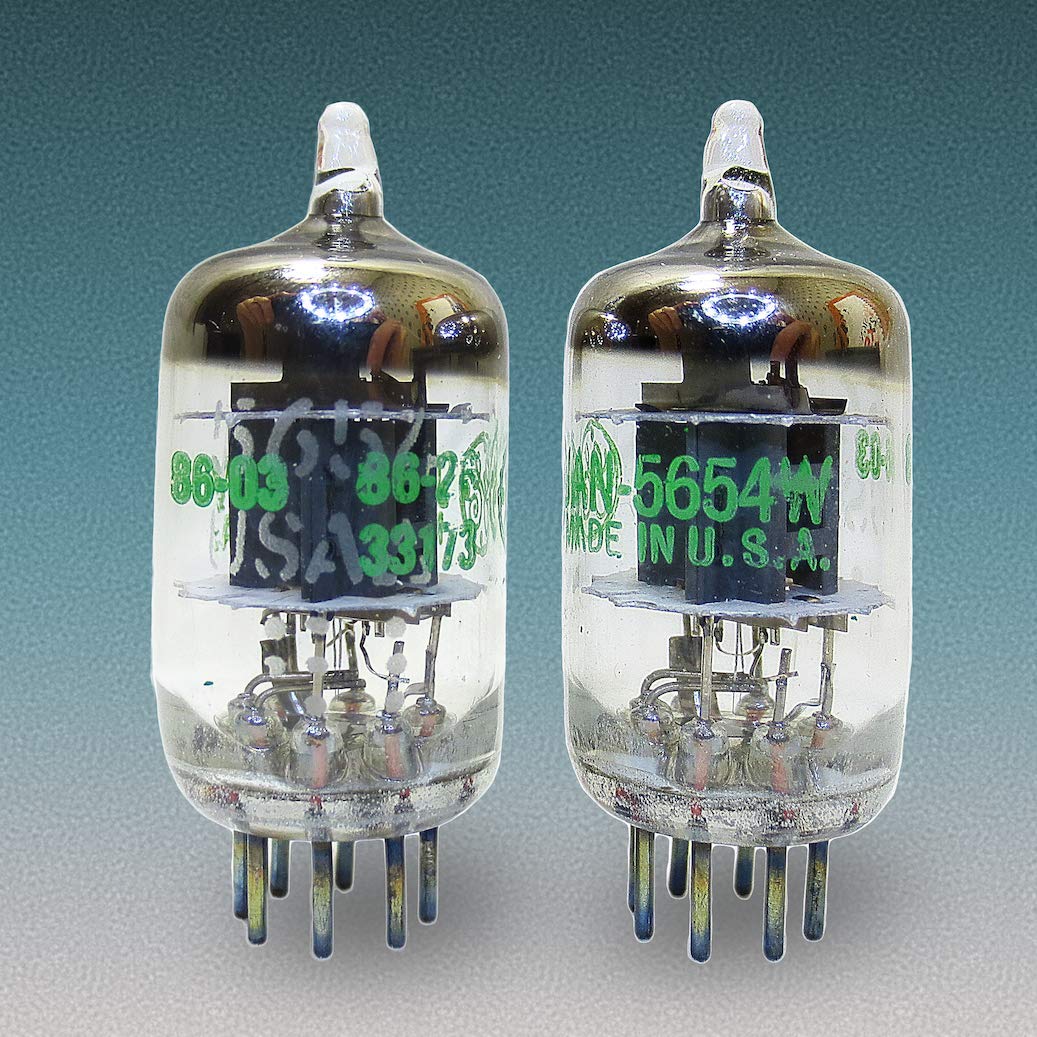Riverstone Audio   Tested/Matched Pair (2 Tubes) 7 Pin Jan 5654W Fully Tested Vacuum Tubes   Upgrade For 6Ak5 / 6J1 / 6J1P / Ef95   Jan 5654W Platinum Grade Pair