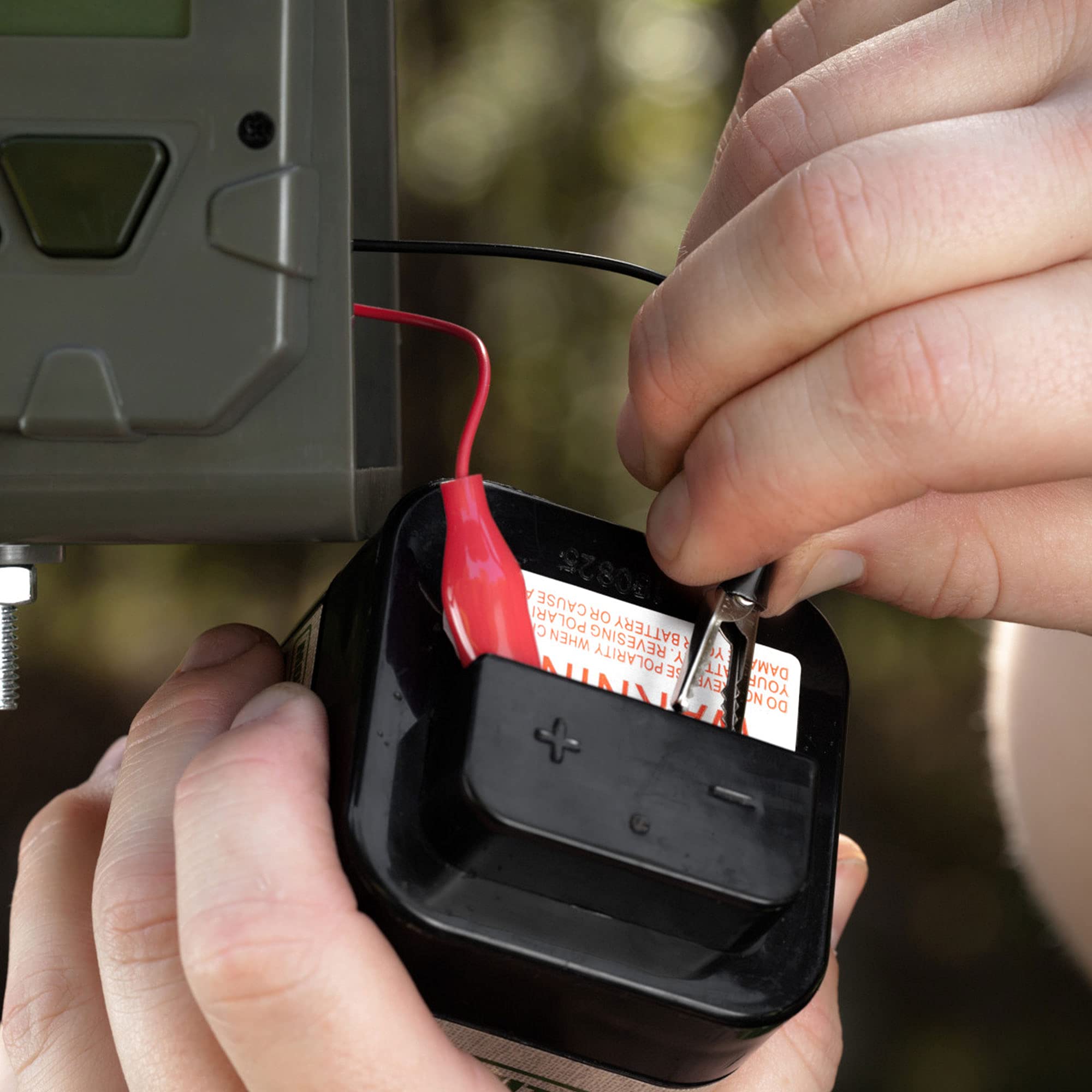 Moultrie Mfhp12406 6 Volt, 5 Amp Rechargeable Safety Battery,Multi