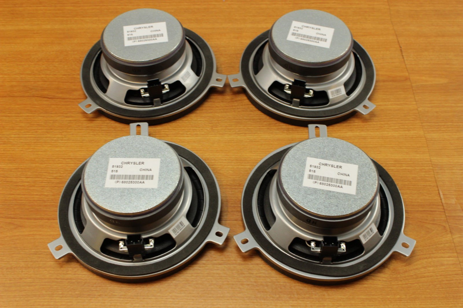 Chrysler Jeep Dodge 6.5Inch Kicker Speaker Upgrade Set Of 4 Mopar Oem