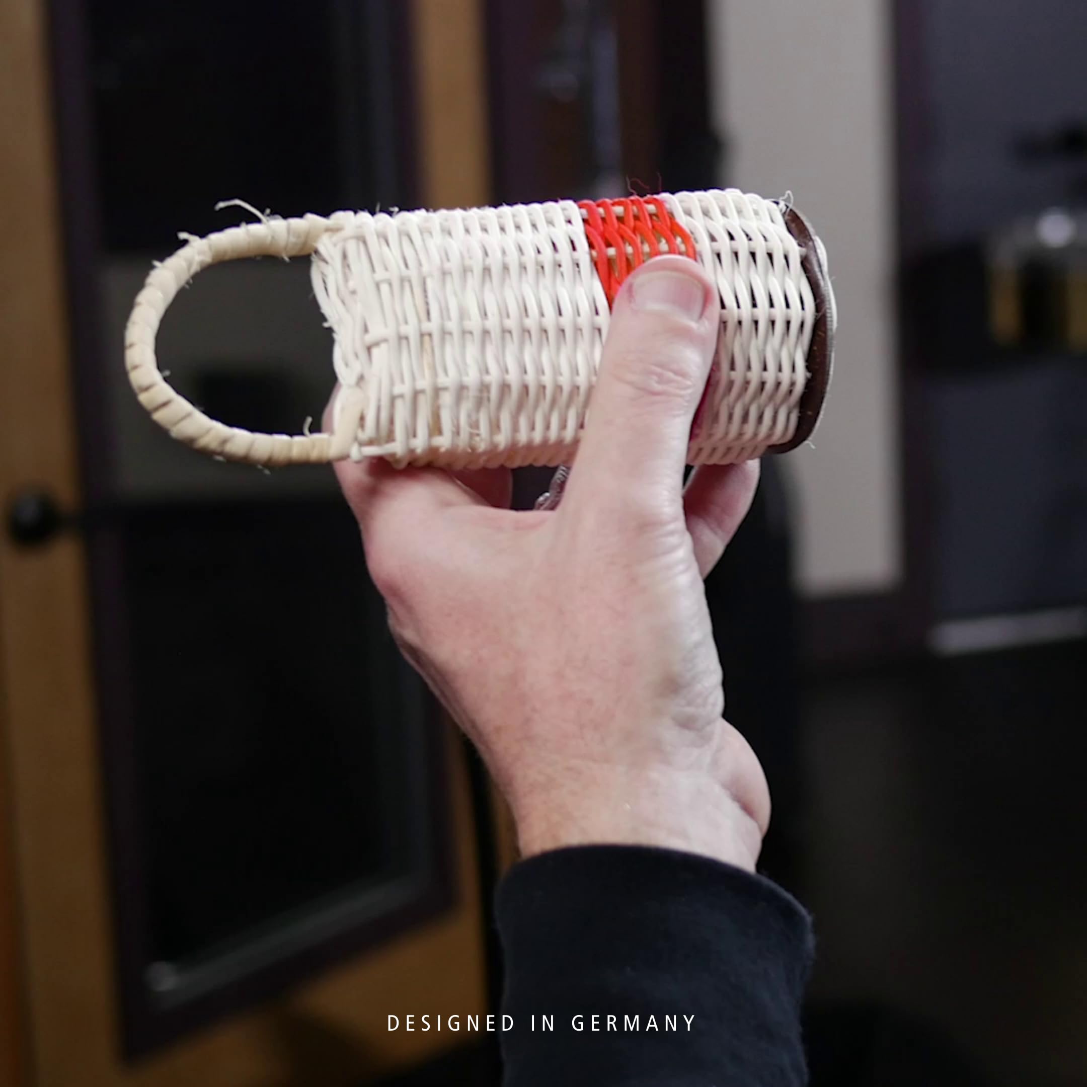 Meinl Percussion Caxixi, Small Size Not Made In China Rattan With Coconut Bottom, 2 Year Warranty (Cax1)