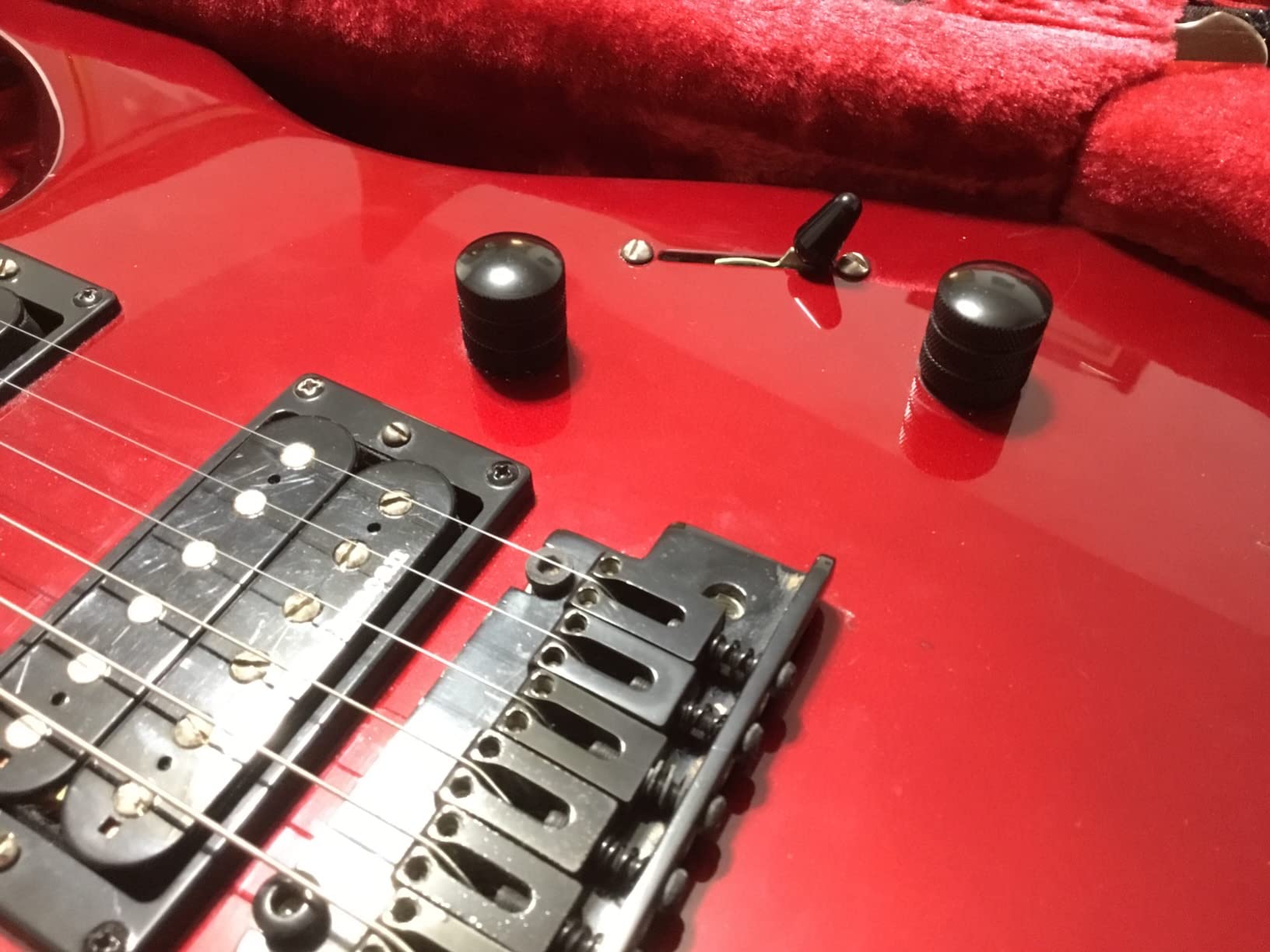 Jd Electric Guitar Bass Dome Knobs Metal Volume Tone Control Knobs Turn Buttons O Ring Pack Of 4 (Black)