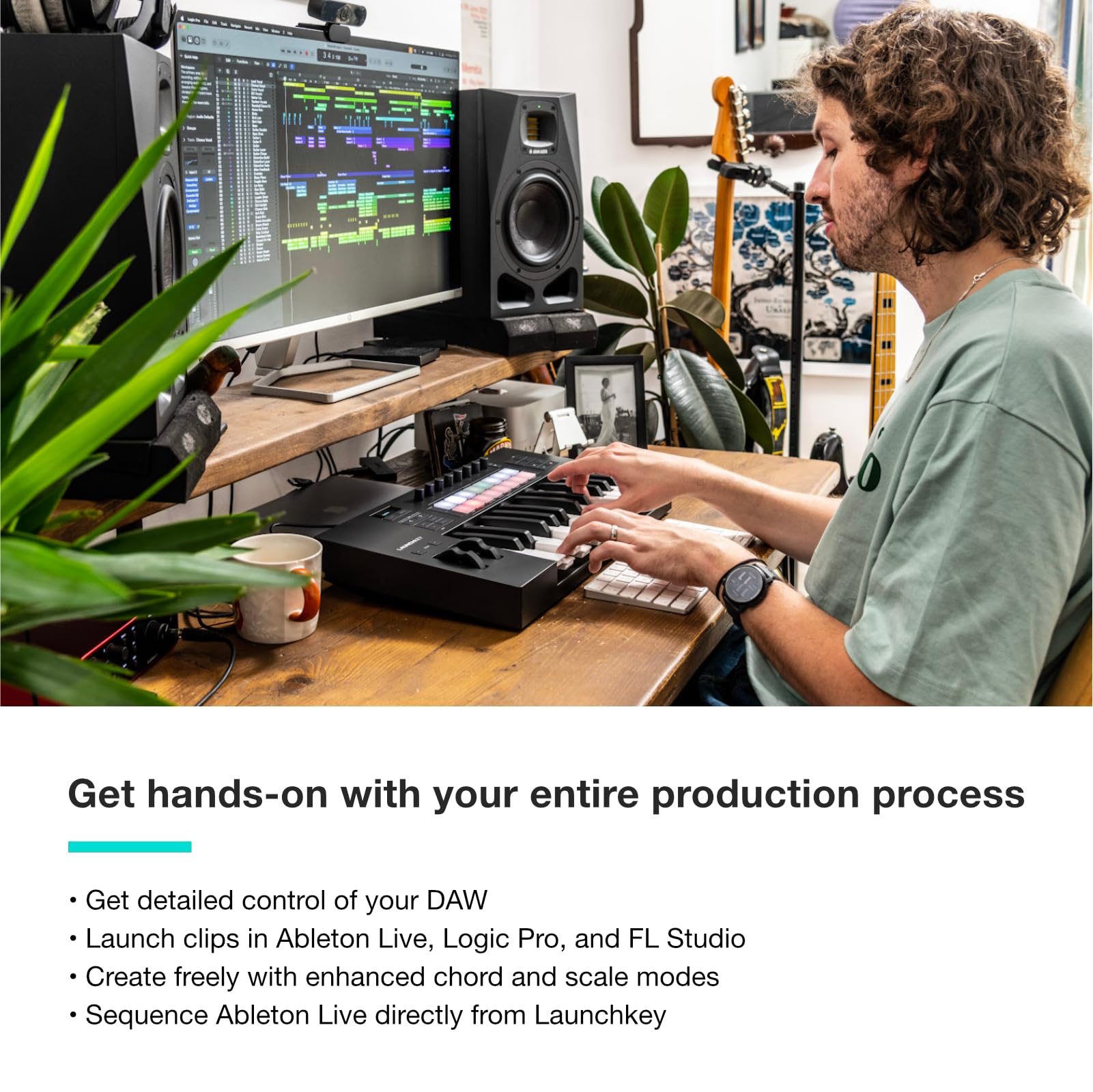 Novation Launchkey 25 [Mk3] Midi Keyboard Controller   Seamless Ableton Live Integration. Chord Mode, Scale Mode, And Arpeggiato
