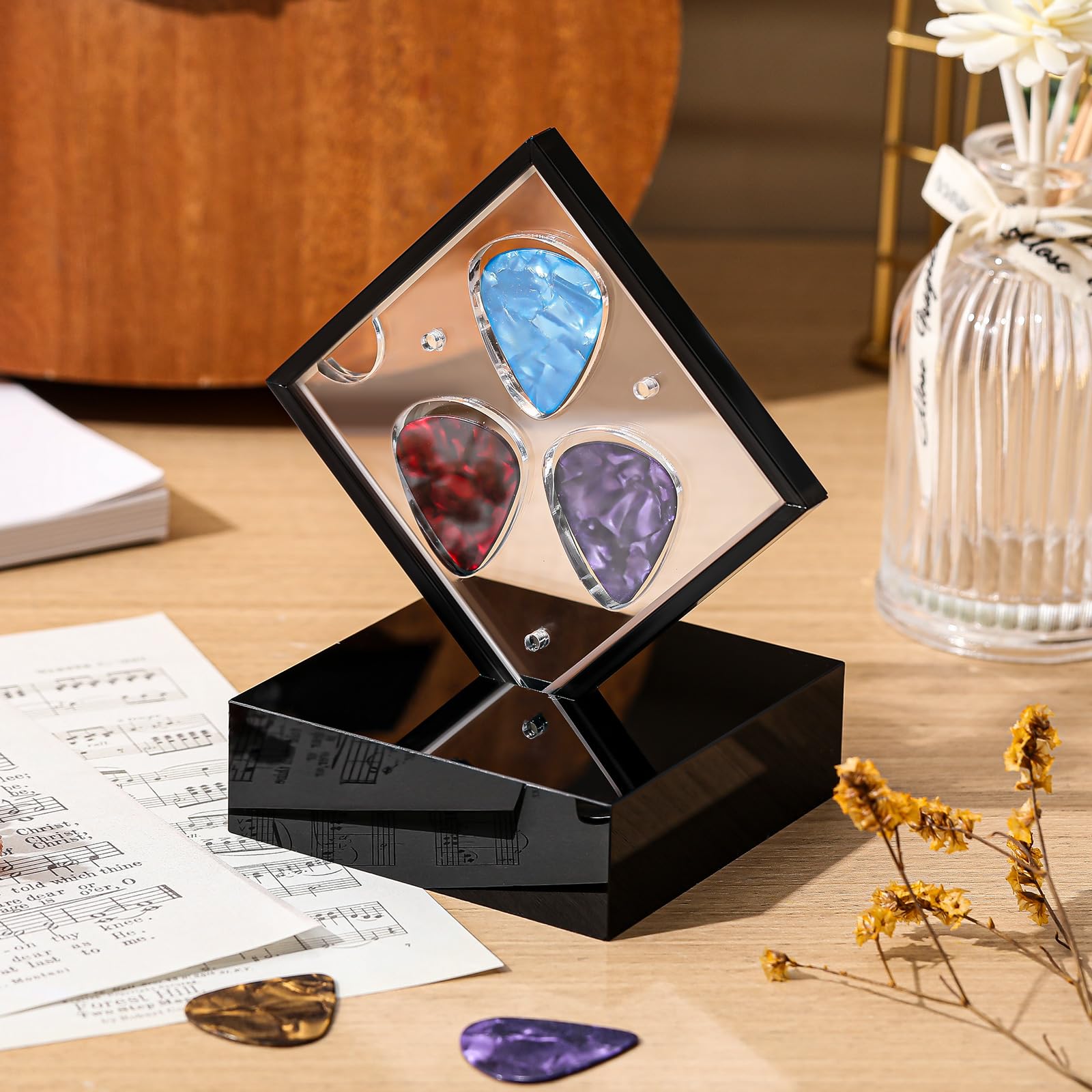 Colingmill 3D Floating Acrylic Guitar Pick Display Case Clear Display Frame Can Hold 3 Picks Stand Holder Box Guitar Lover Gift 