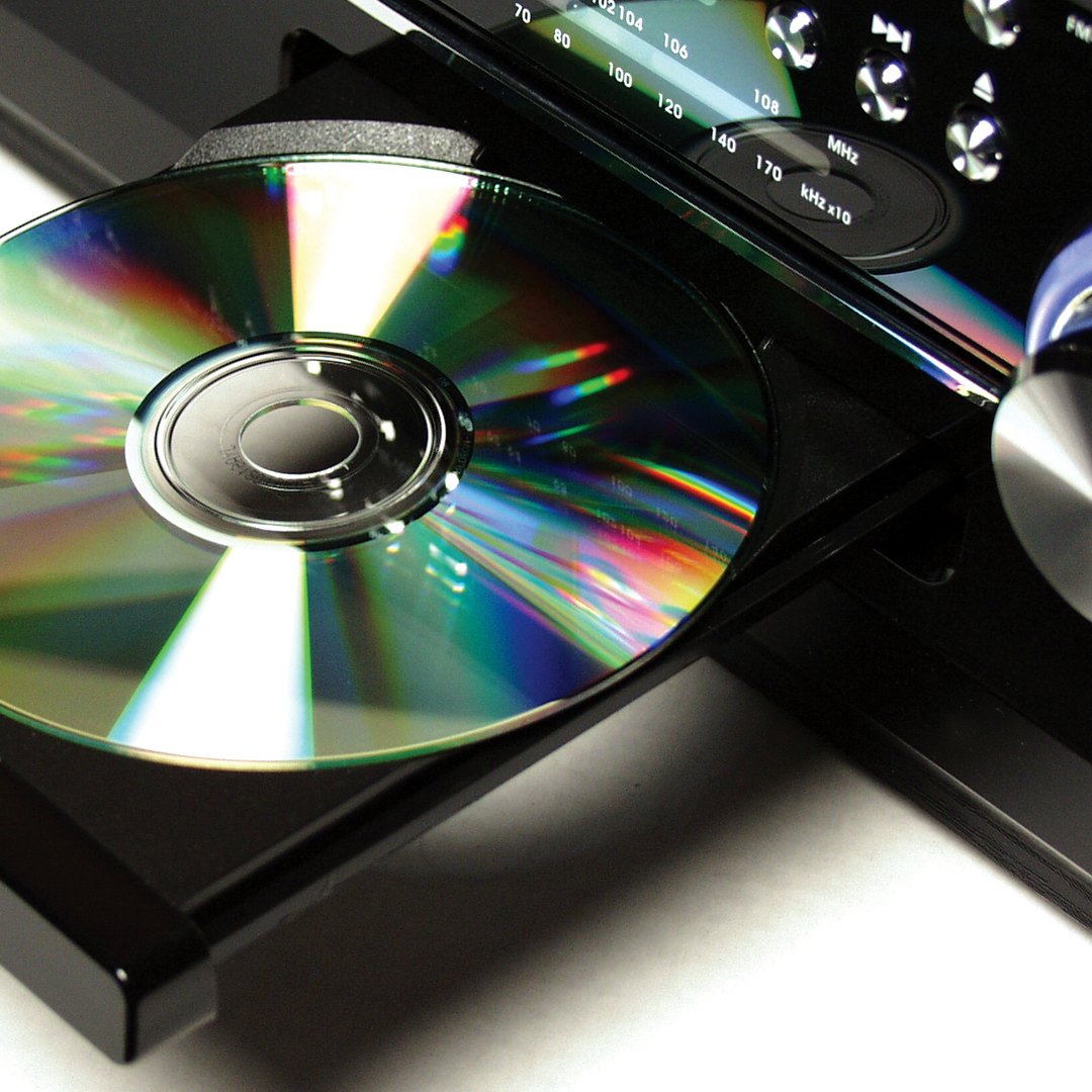 Jensen Jta 475B 3 Speed Stereo Turntable With Cd System, Cassette, And Am/Fm Stereo Radio