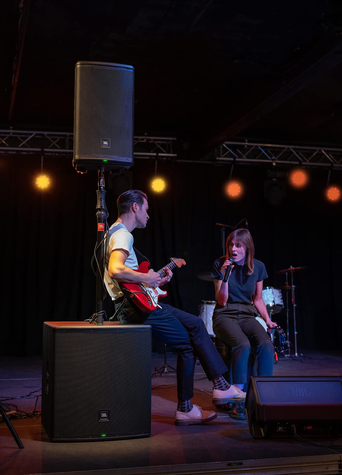 Jbl Professional Eon718S Powered Pa Subwoofer With Bluetooth, 18-Inch, Wired Electric, Black