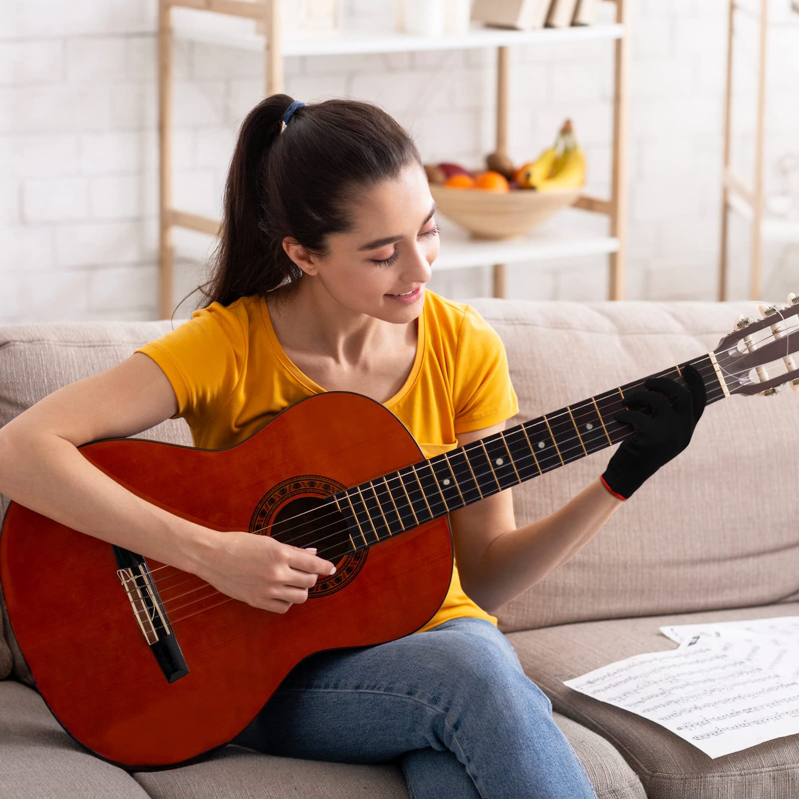 Jiuguva 4 Pieces Guitar Gloves Black Bass Glove For Men Women Guitar Players Finger Hand Protector Instrument Accessories, Mediu