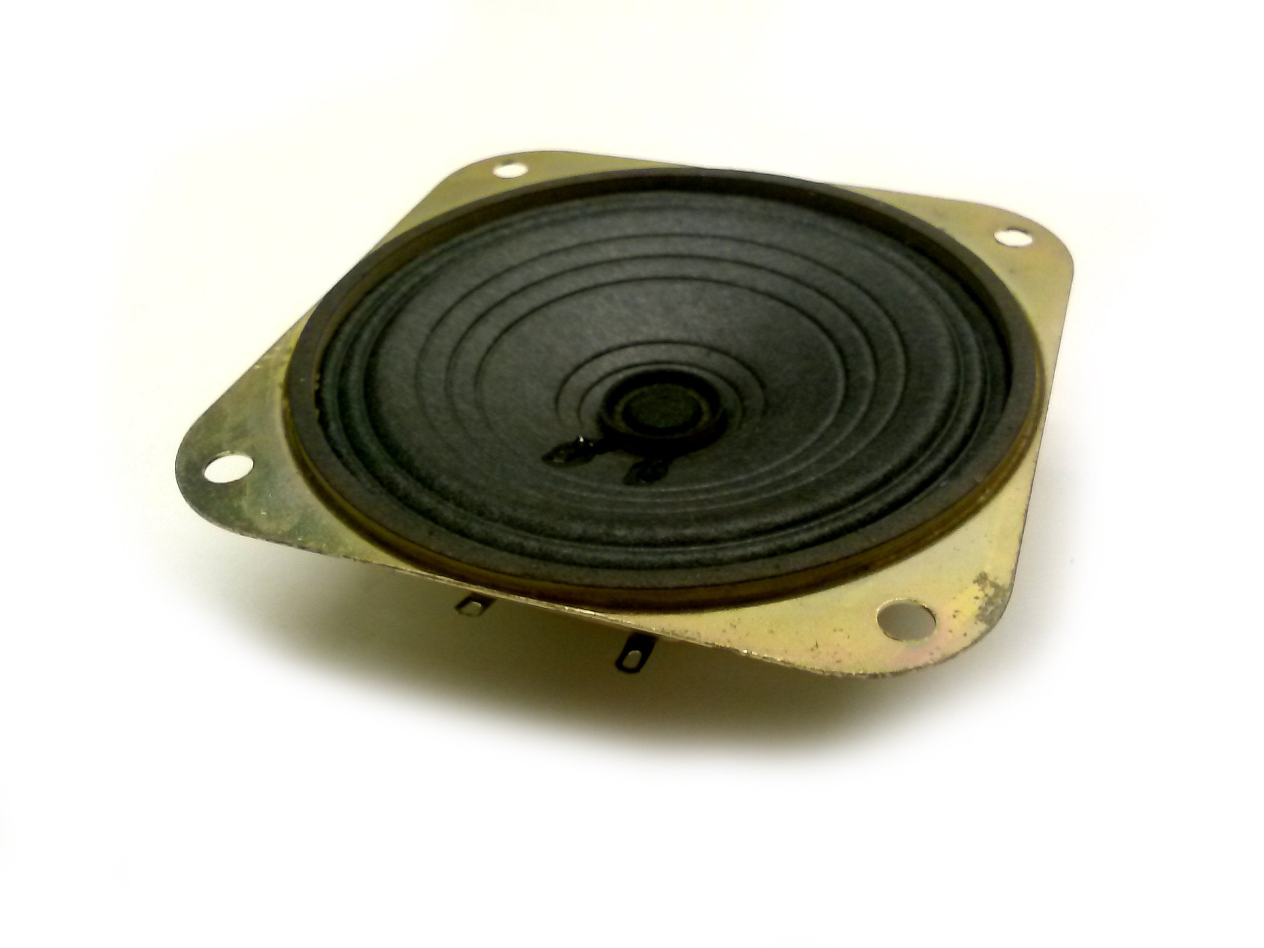 3' Replacement Speaker, Button Magnet, 3 Watts @ 8 Ohms
