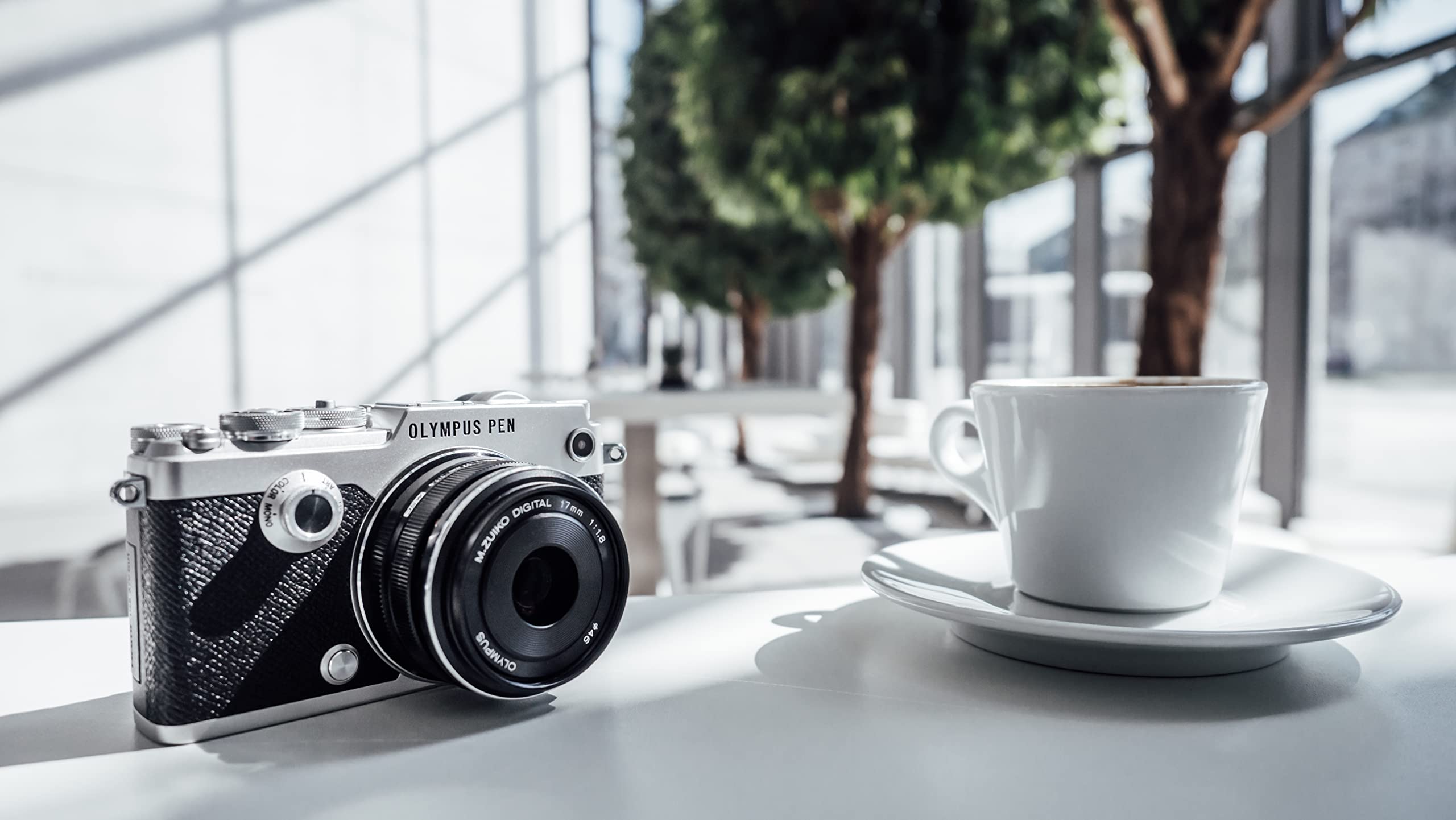 Om System Olympus M.Zuiko Digital 17Mm F1.8 Black For Micro Four Thirds System Camera, Compact Design, Beautiful Bokeh, Bright