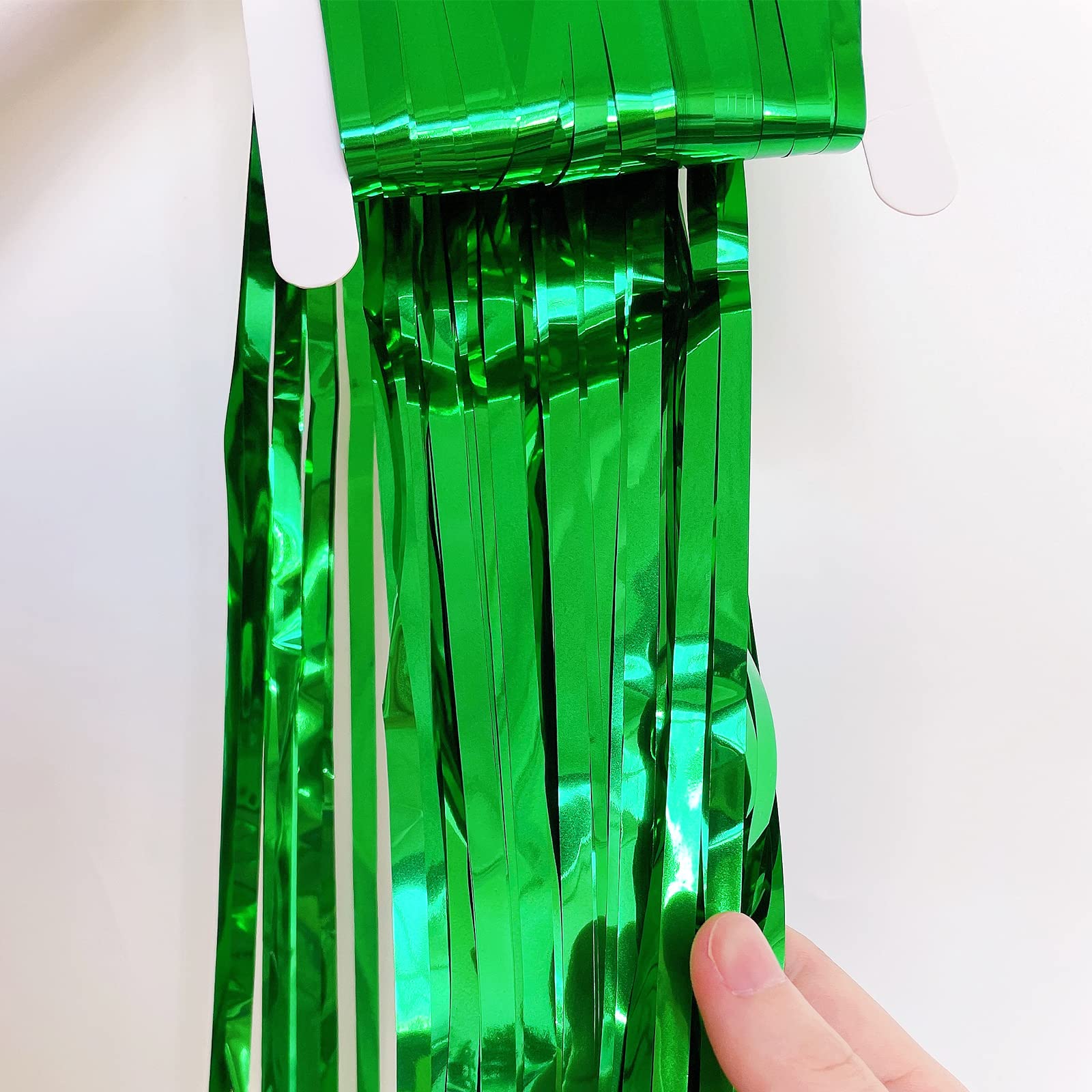 Chrorine 2Pcs 3Ft X 8.3Ft Green Tinsel Foil Fringe Curtains Streamers Backdrop For Green Birthday Jungle Safari Tropical Party C
