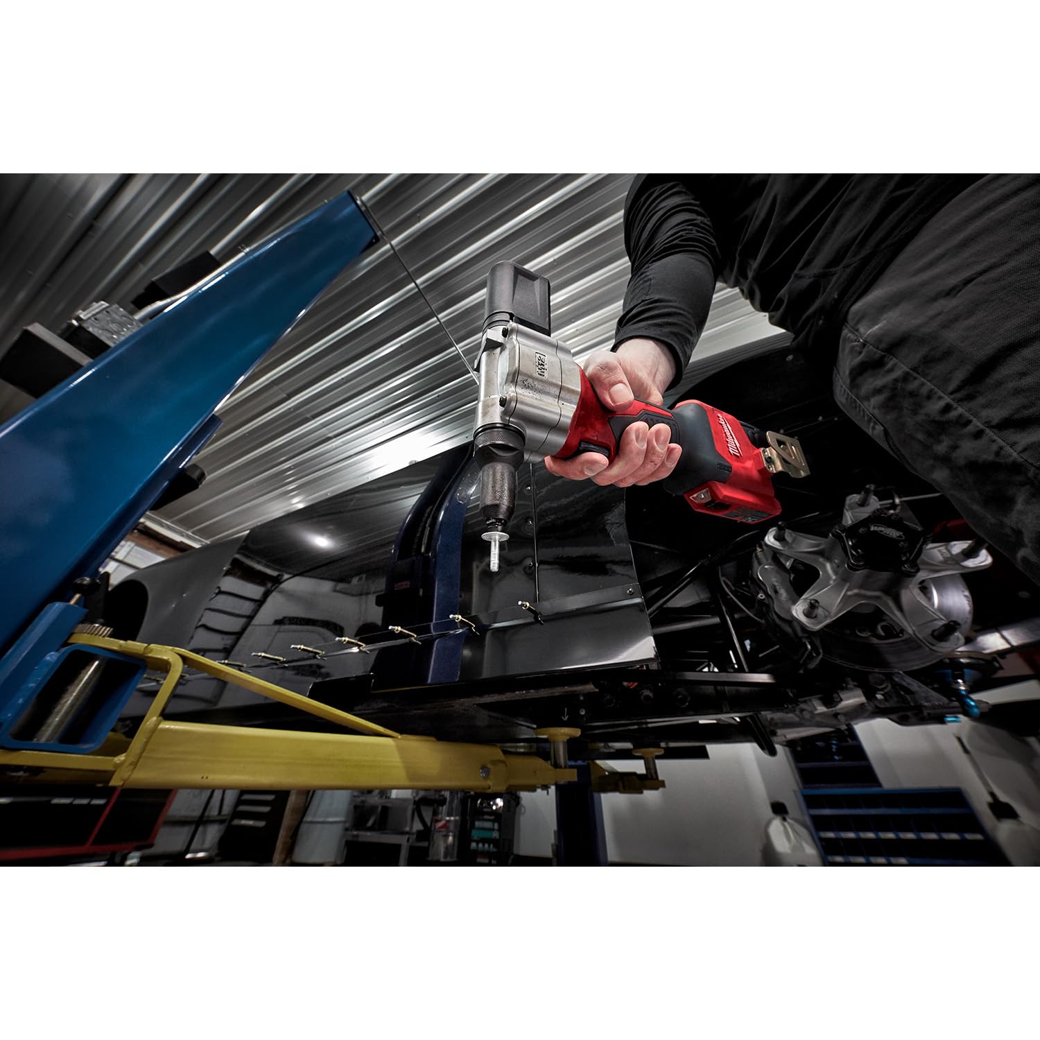 Milwaukee Electric Tools 2550 20 M12 Rivet Tool (Bare Tool)