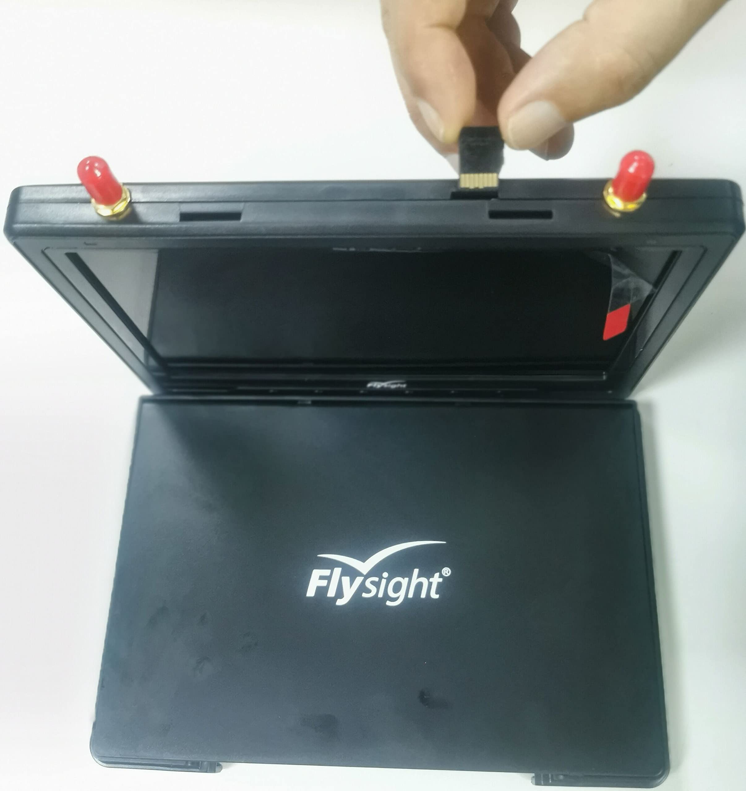 Flysight Black Pearl Rc801 Fpv Monitor With Dvr 5.8Ghz 40Ch 7 Hd Screen Diversity Receiver 1024X600 Monitor With Integrated Batt