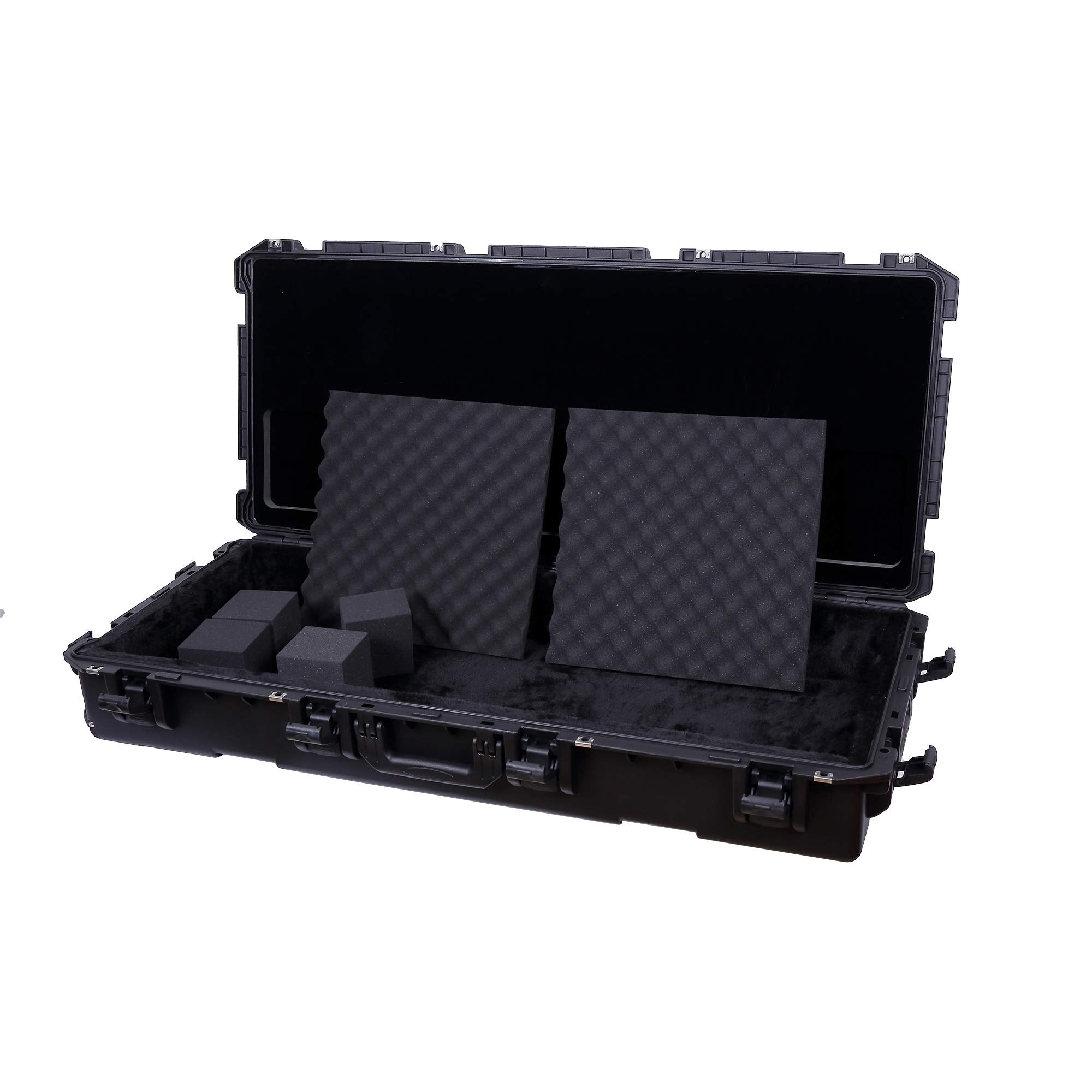 Crossrock 61-note Keyboard Case, Injection Molded PE Flight Case With Wheels (CRA961)