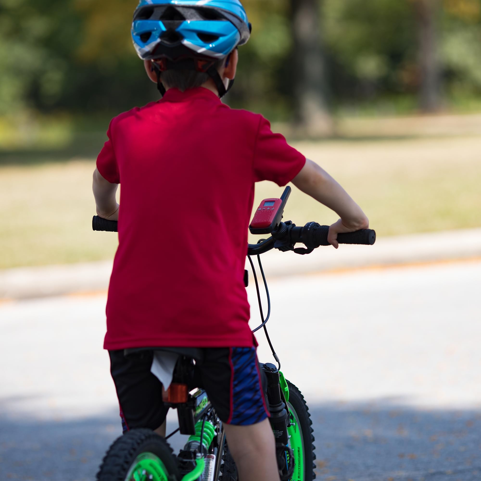 Motorola Solutions Talkabout T110, Kids Two Way, Boys Girls Walkie Talkie Safety & Privacy Easy Pairing, 16 Mile, 2 Pack