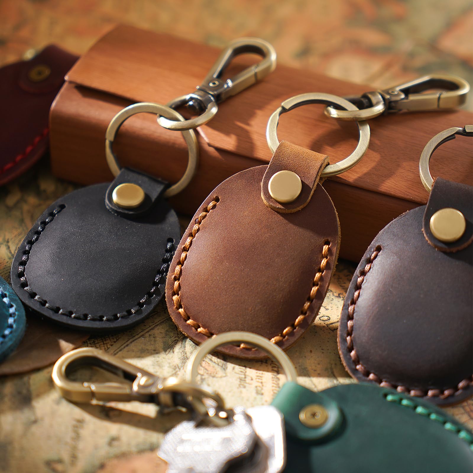 Airtag Holder Keychain Genuine Leather Airtag Keychain Holder 4 Pack,Handmade Air Tag Keychain Case Scratch Resistant Airtag Lea