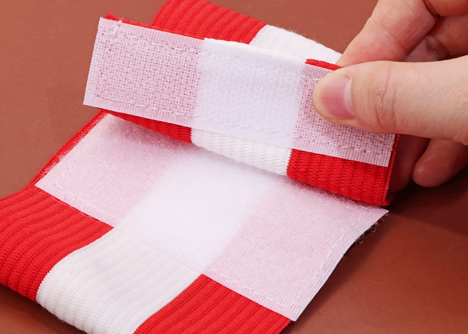 Onlykxy Captain Armbands 9X30Cm/3.54X11.81Inch Adjustable Leader Armband For Soccer Basketball Volleyball School Team Competitio