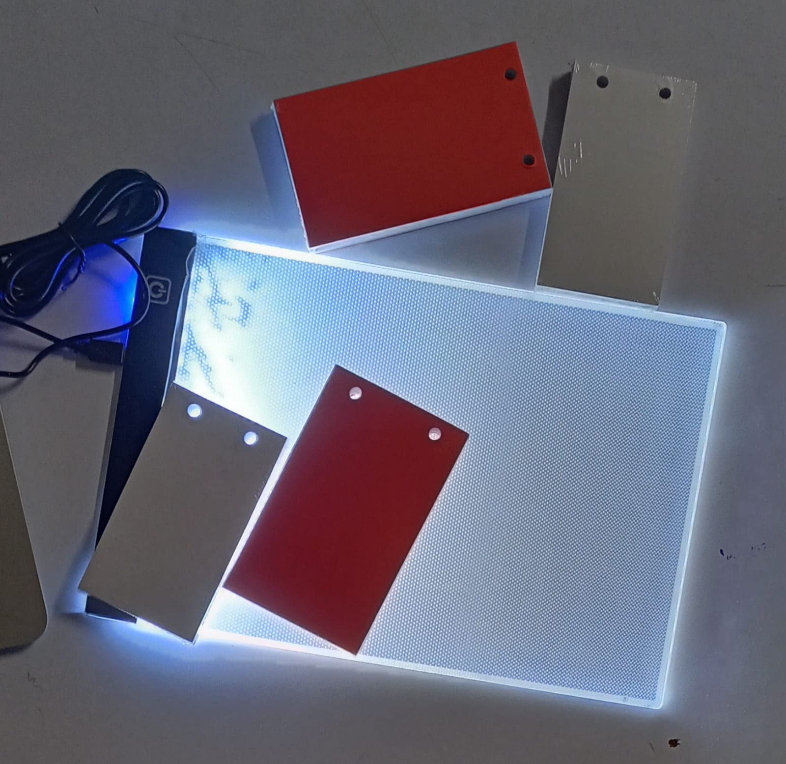 Imprint Flip Book Kit With Led Dimmable Light Tracing Pad | 4 Flip Books | 1 Extra Slim Light Board