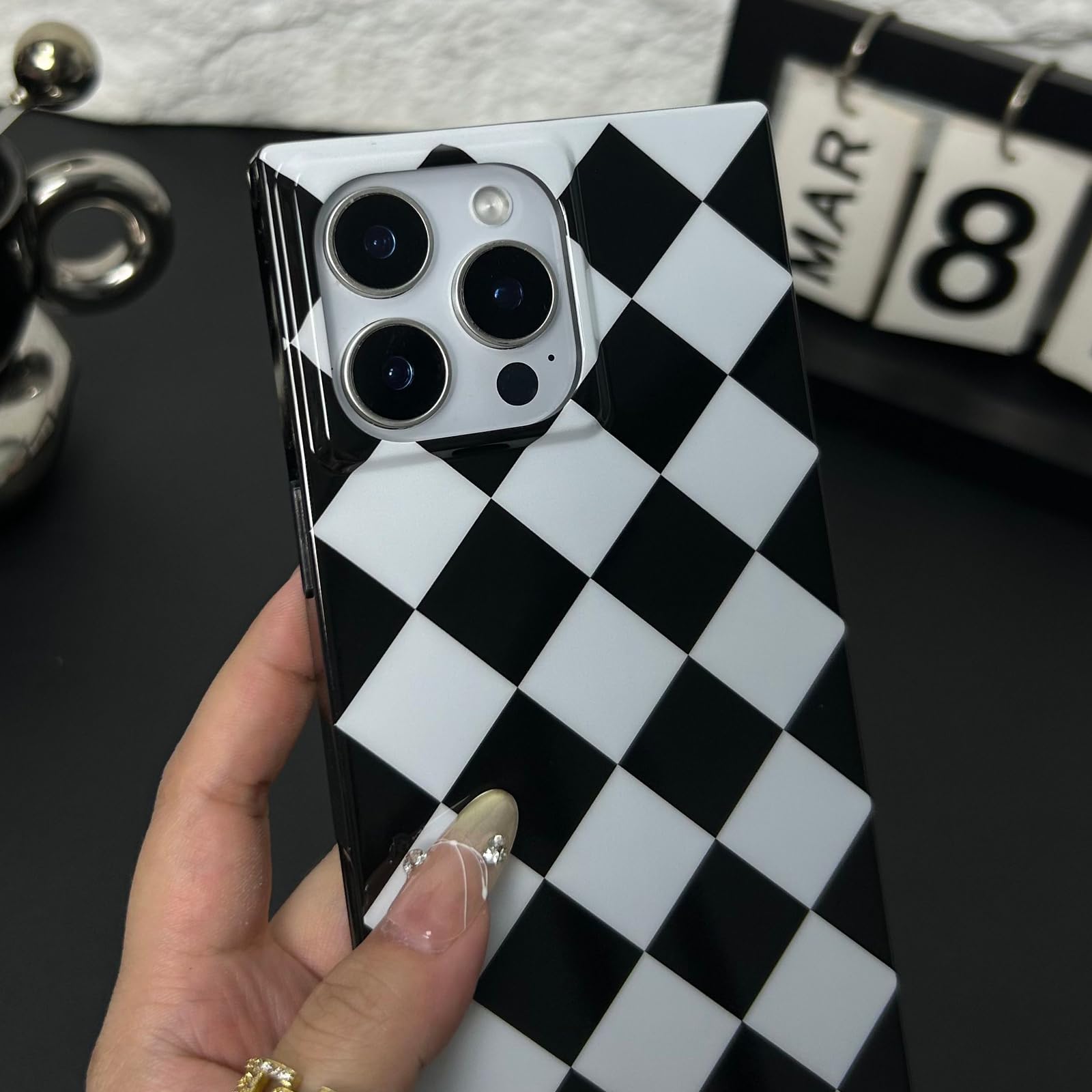 Roymonkey Checkered Magnetic Case For Iphone 15 Pro Max Compatible With Magsafe - Rectangular Diamond Checkerboard Pattern - Glo