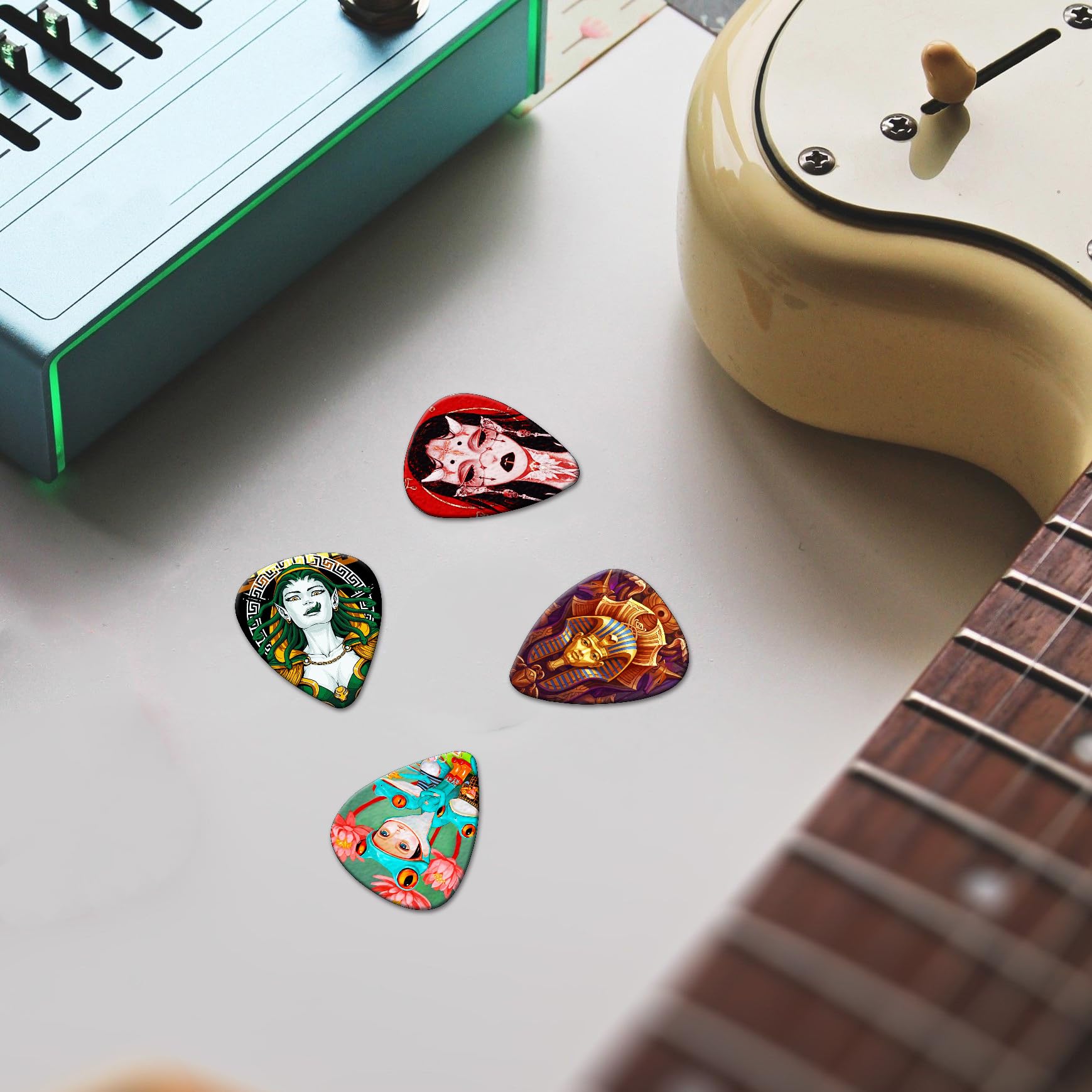 Guitar Picks 24 Pack Thin, Medium, Heavy Bass Guitar Pick With Tin Box,Guitar Picks For Acoustic Guitar,Electric Guitar,Bass,Uku