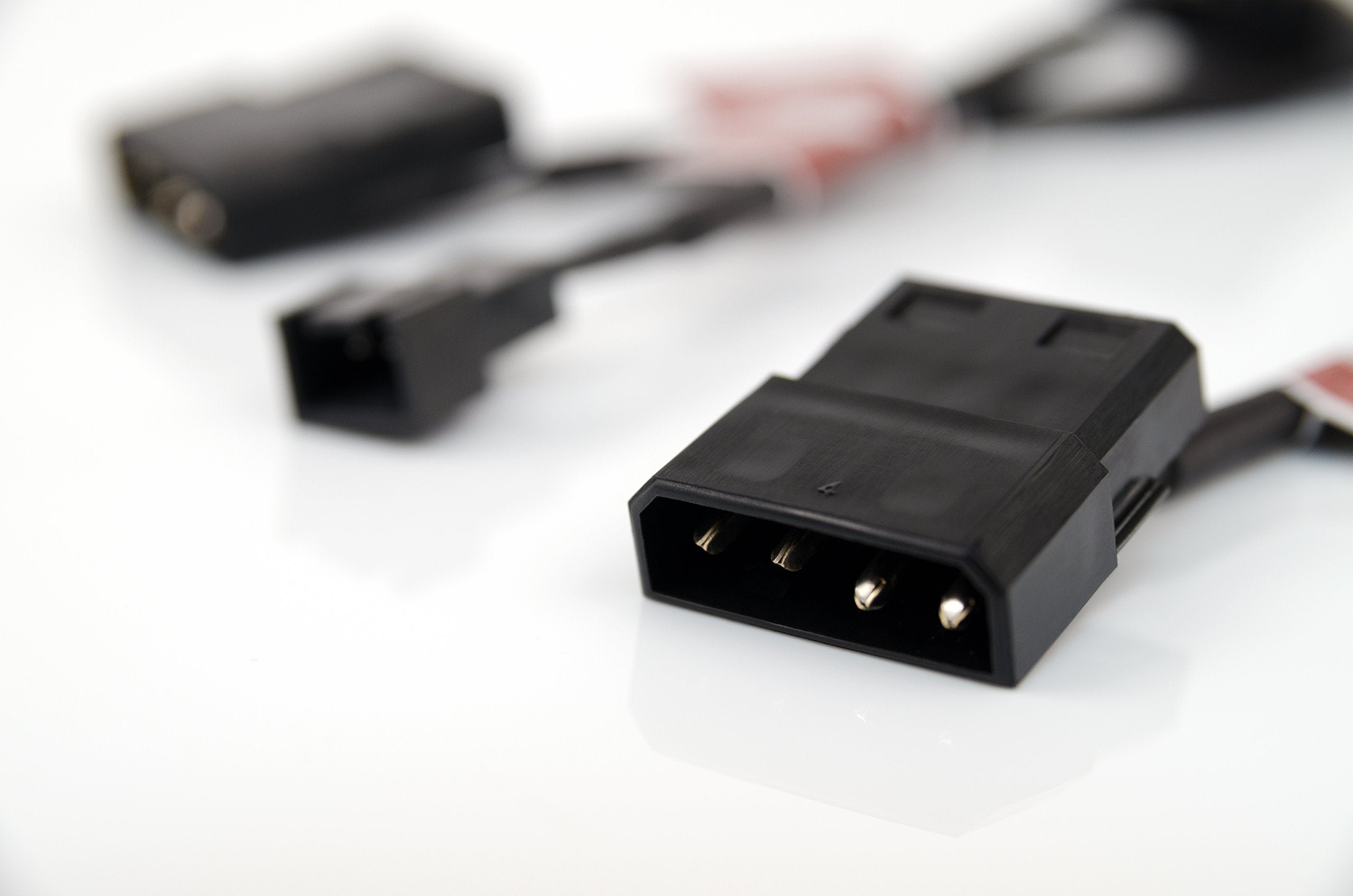 Noctua Na Sac1, 3 To 4 Pin Adaptor Cables For Pc Fans (Black)