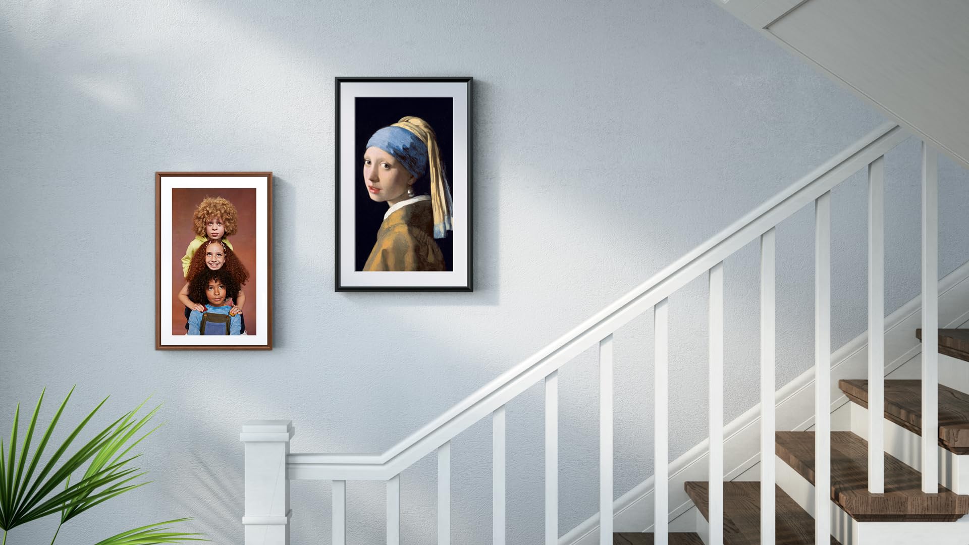 Meural Canvas Ii - The Smart Art Frame With 21.5 In. Hd Digital Canvas That Renders Images And Photography In Lifelike Detail |
