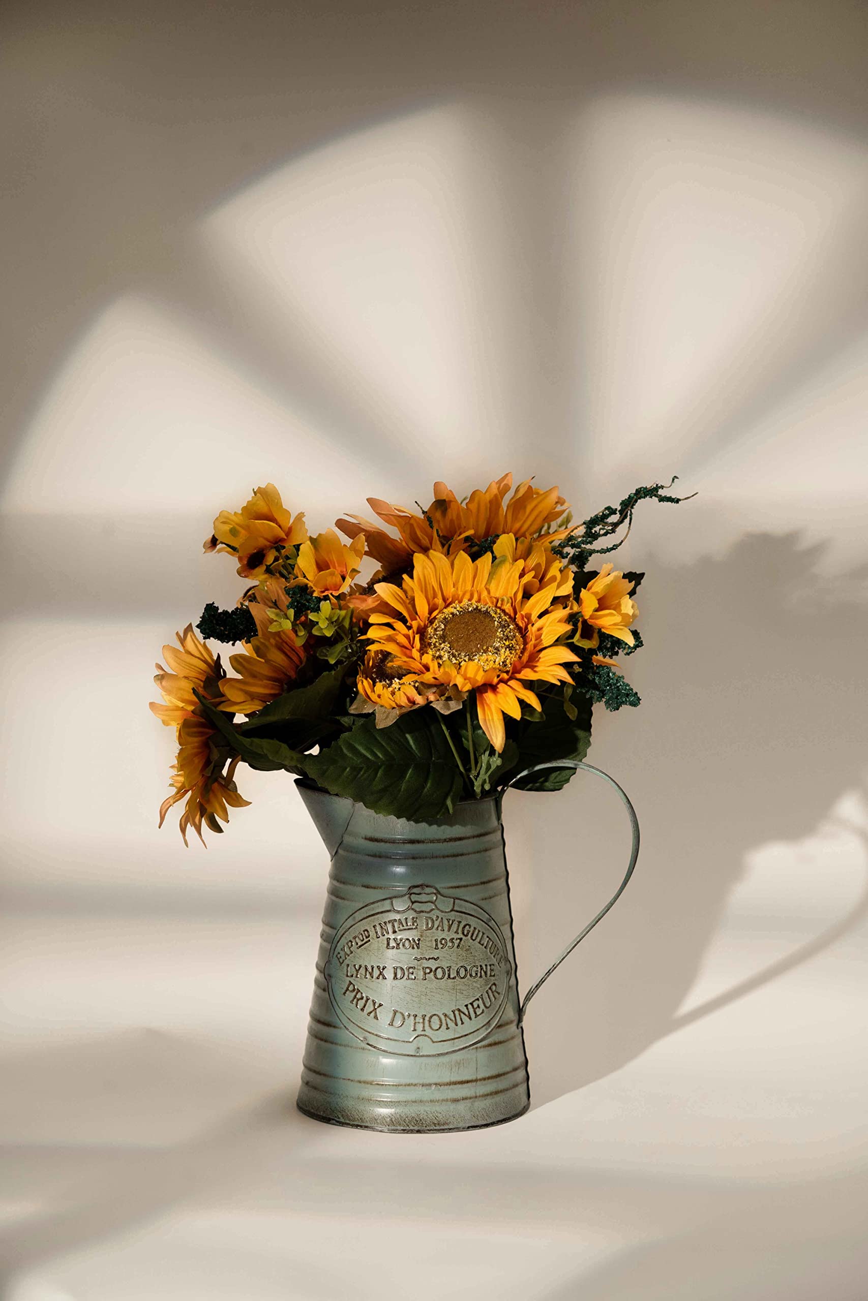 Kate Seamless Paper Backdrop For Photography Beige Cream Backdrop Paper (53''X32.8' Ivorine)