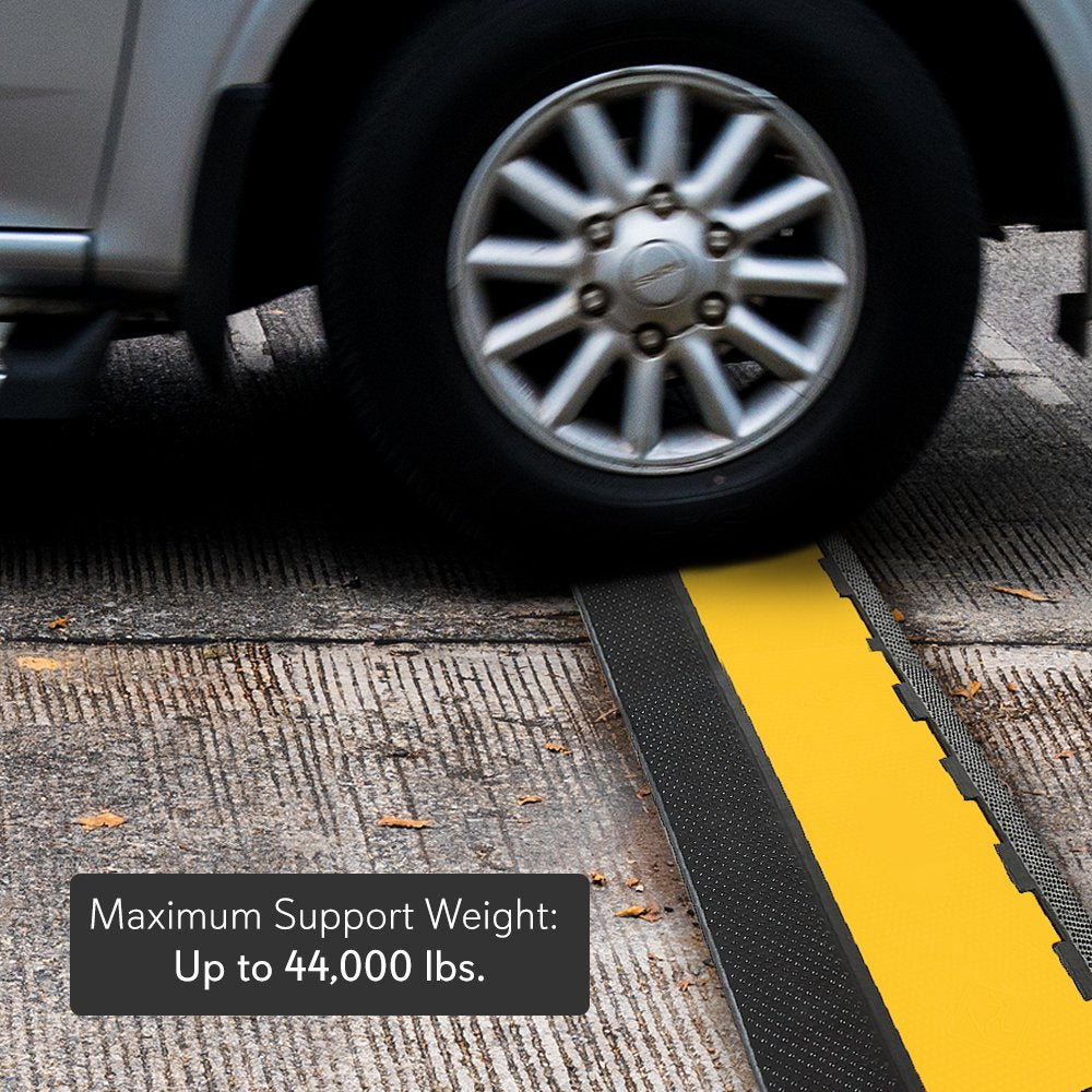 Pyle Durable Cable Ramp Protective Cover   2,000 Lbs Max Heavy Duty Cable & Hose Protector W/ Flip Open Top Cover & 5 Slot Multi