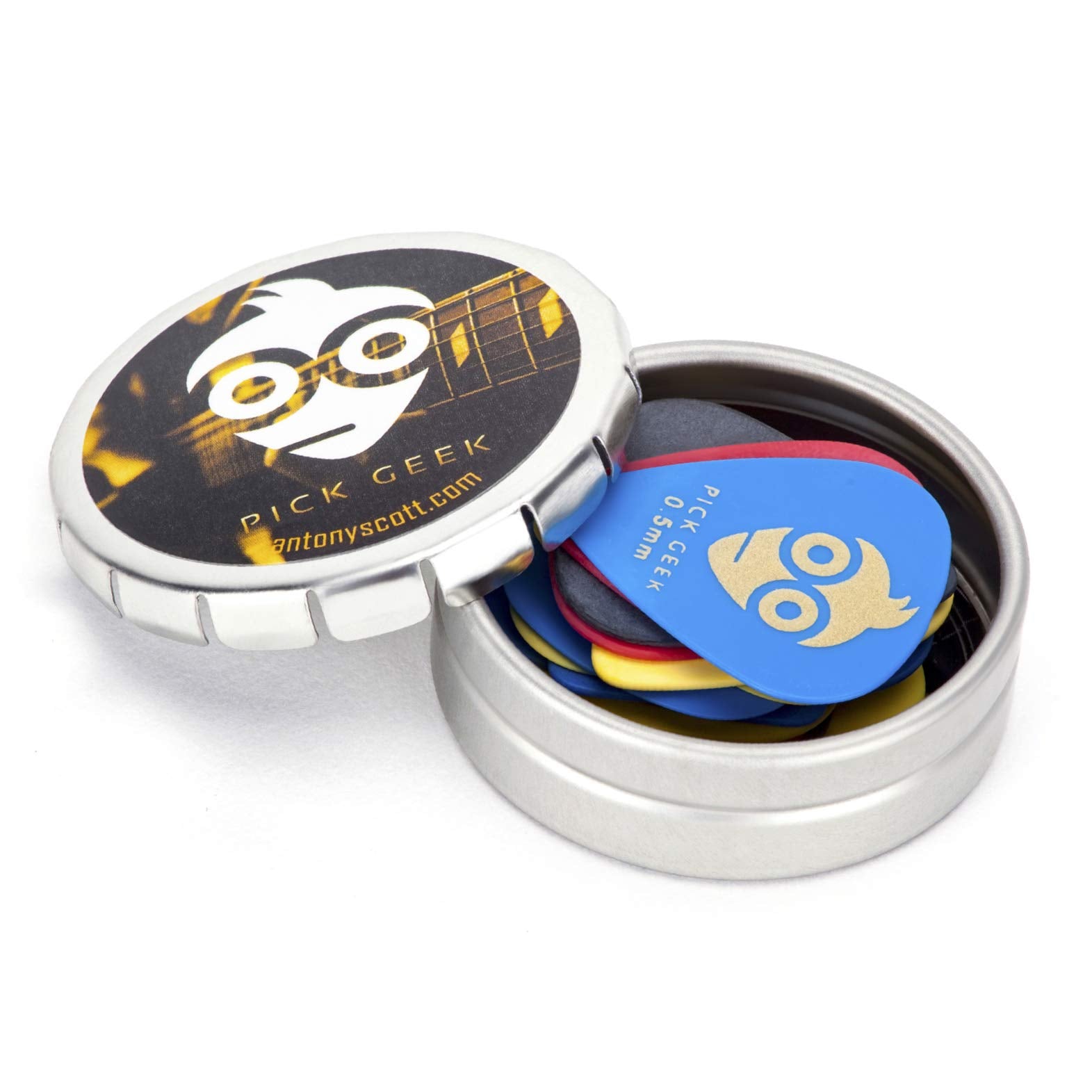 Pick Geek Delrin Guitar Pick Set  16 Cool Custom Guitar Picks (Plectrums) For Your Electric, Acoustic, Or Bass Guitar   Light, M