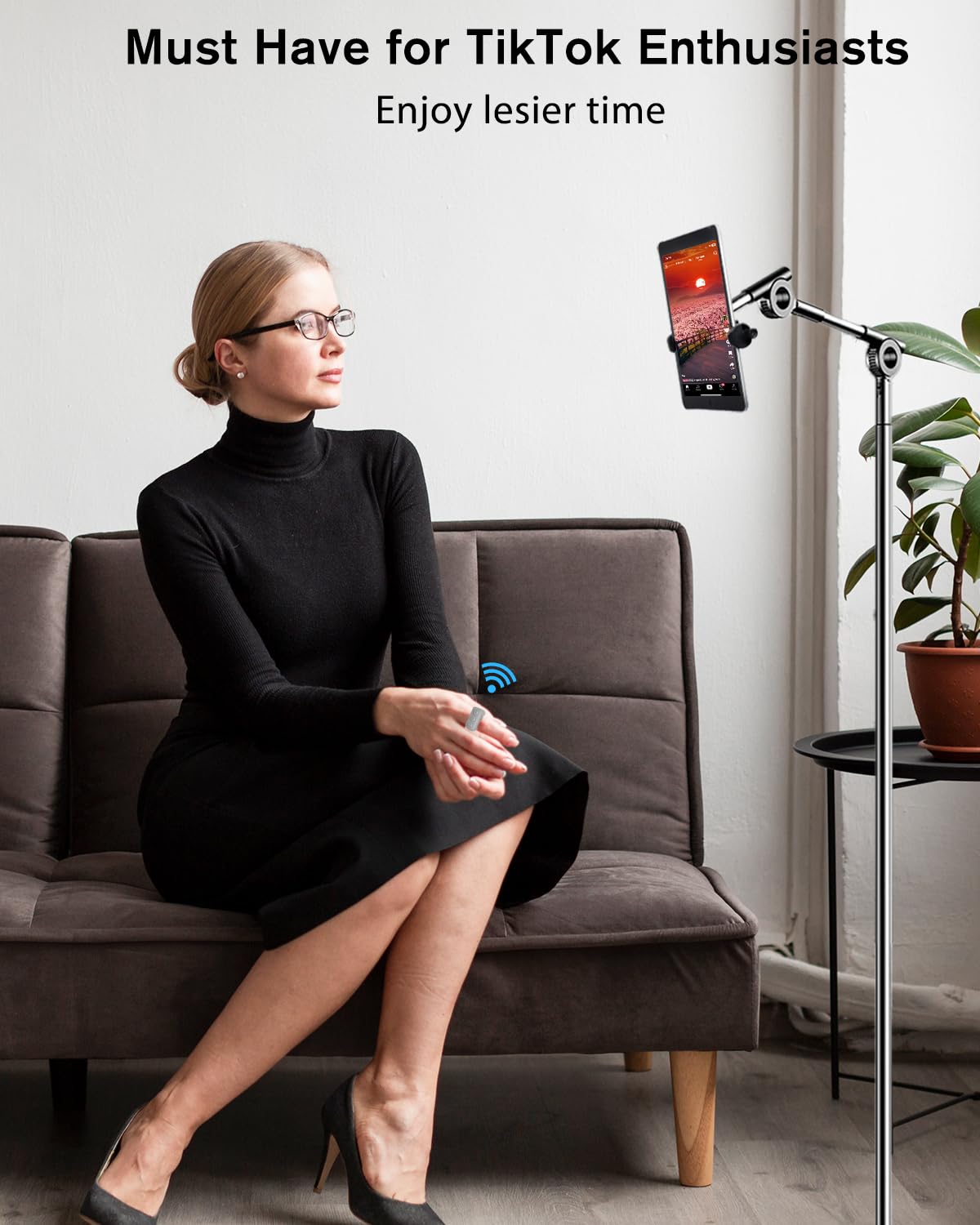 Remote Scrolling Ring For Tiktok, Bluetooth Page Turner For Ipad Iphone, Scroller Remote For Tik Tok, Camera Shutter Remote Cont