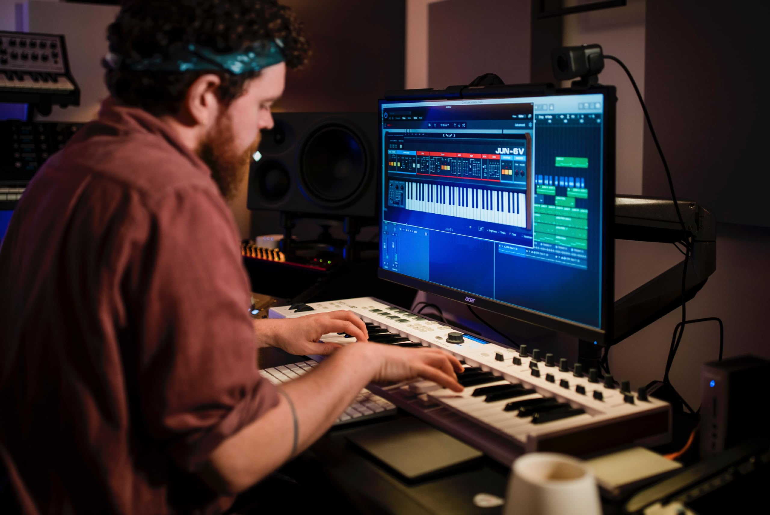 Arturia Keylab Essential Mk3 - 49 Key Usb Midi Keyboard Controller With Analog Lab V Software Included