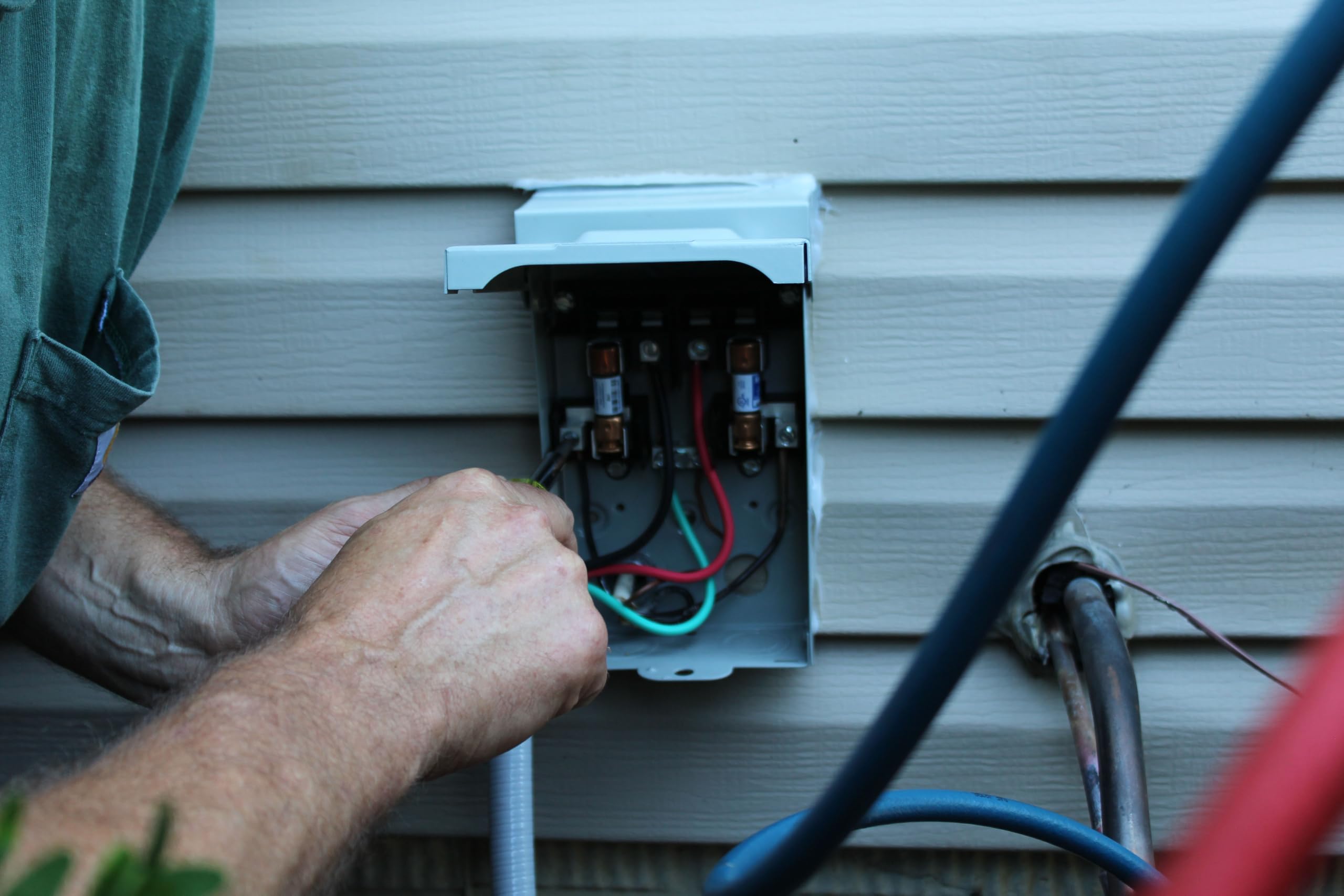 Halex   60 Amp 120/240 Volt Non Fuse Metallic Ac Disconnect   Hnf60R A   1 Per Pack   Ansi Certified & Ul Listed