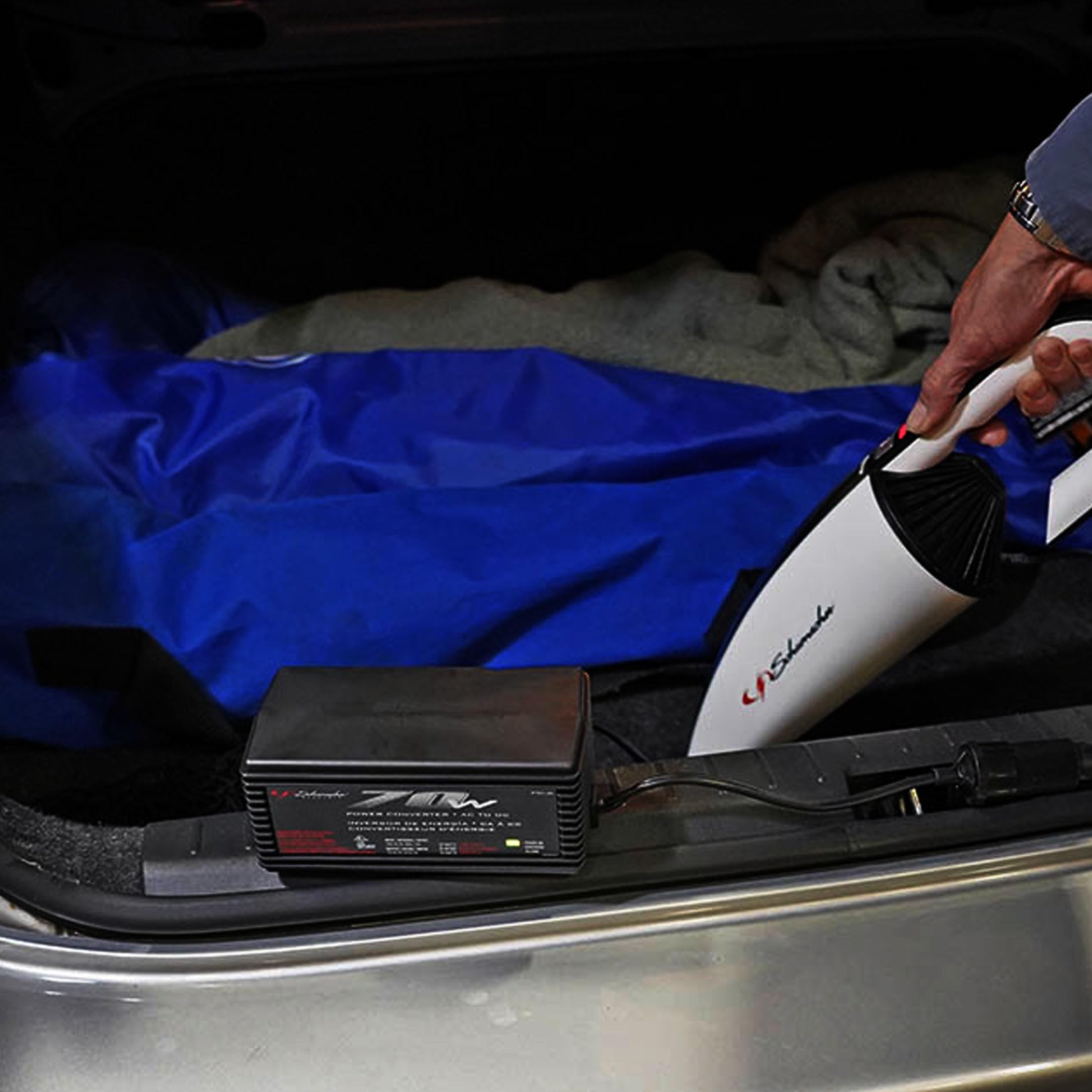 Schumacher Electric Ac To Dc Power Converter, Pc 6, 70 Continuous Watts, 140 Peak Watts, 12 Volt Dc Accessory Port, Plugs Into H