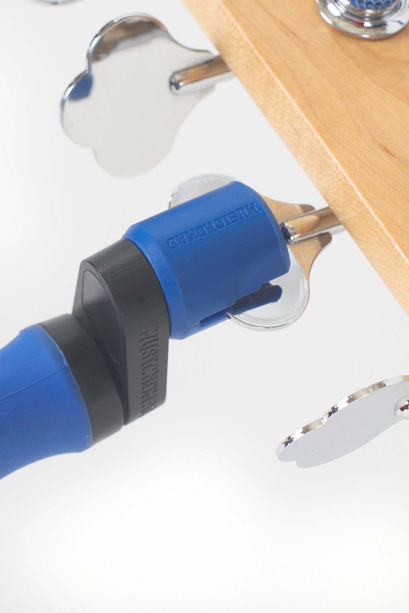 Musicnomad Mn221 Grip Guitar String Peg Winder, Rubber Lined & Dual Bearing