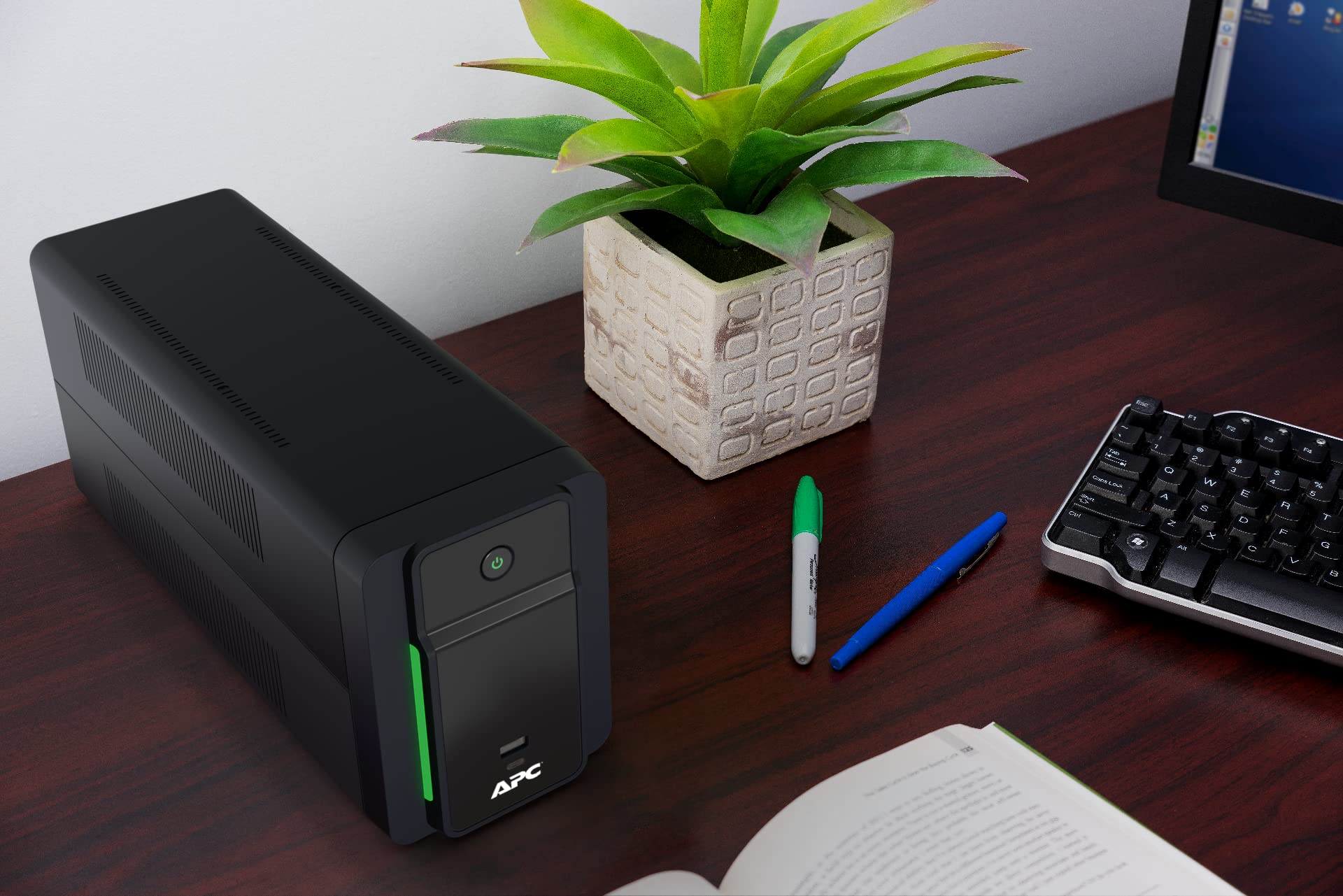 APC UPS Battery Backup BVK750M2 750VA Line Interactive with AVR 2 USB Charging Ports Black