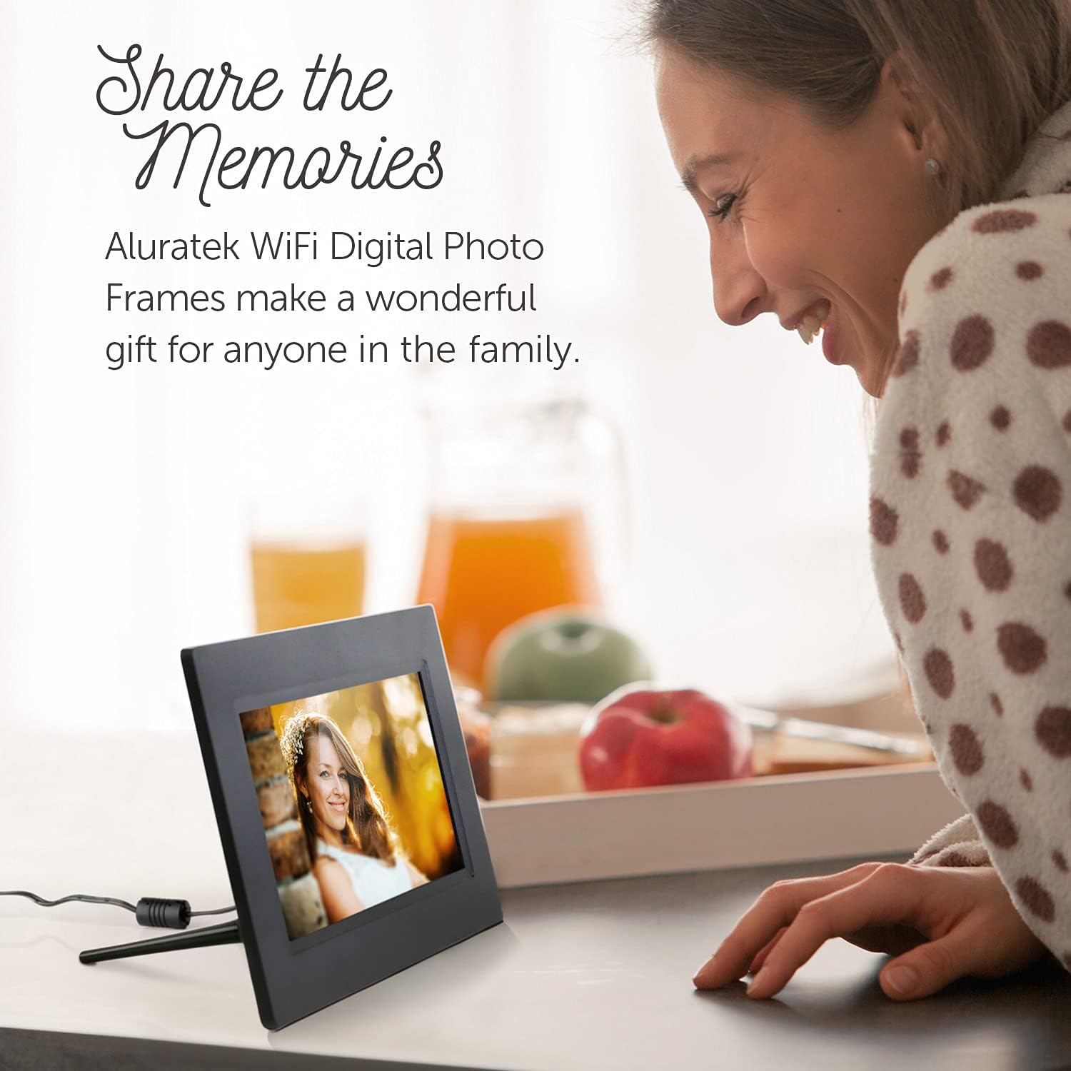 Aluratek 7'' Lcd Wifi Digital Photo Frame With Touchscreen And 8Gb Built In Memory, Usb/Sd/Sdhc Supported, Built In Clock, Calen