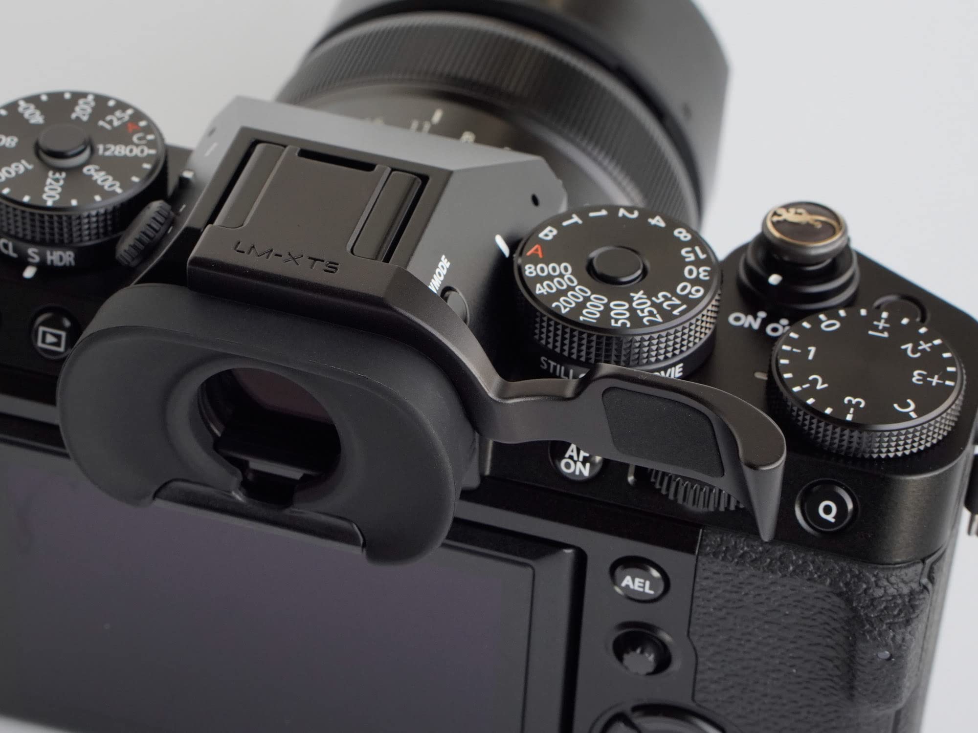 Lensmate Thumb Grip For Fujifilm X T5   Black