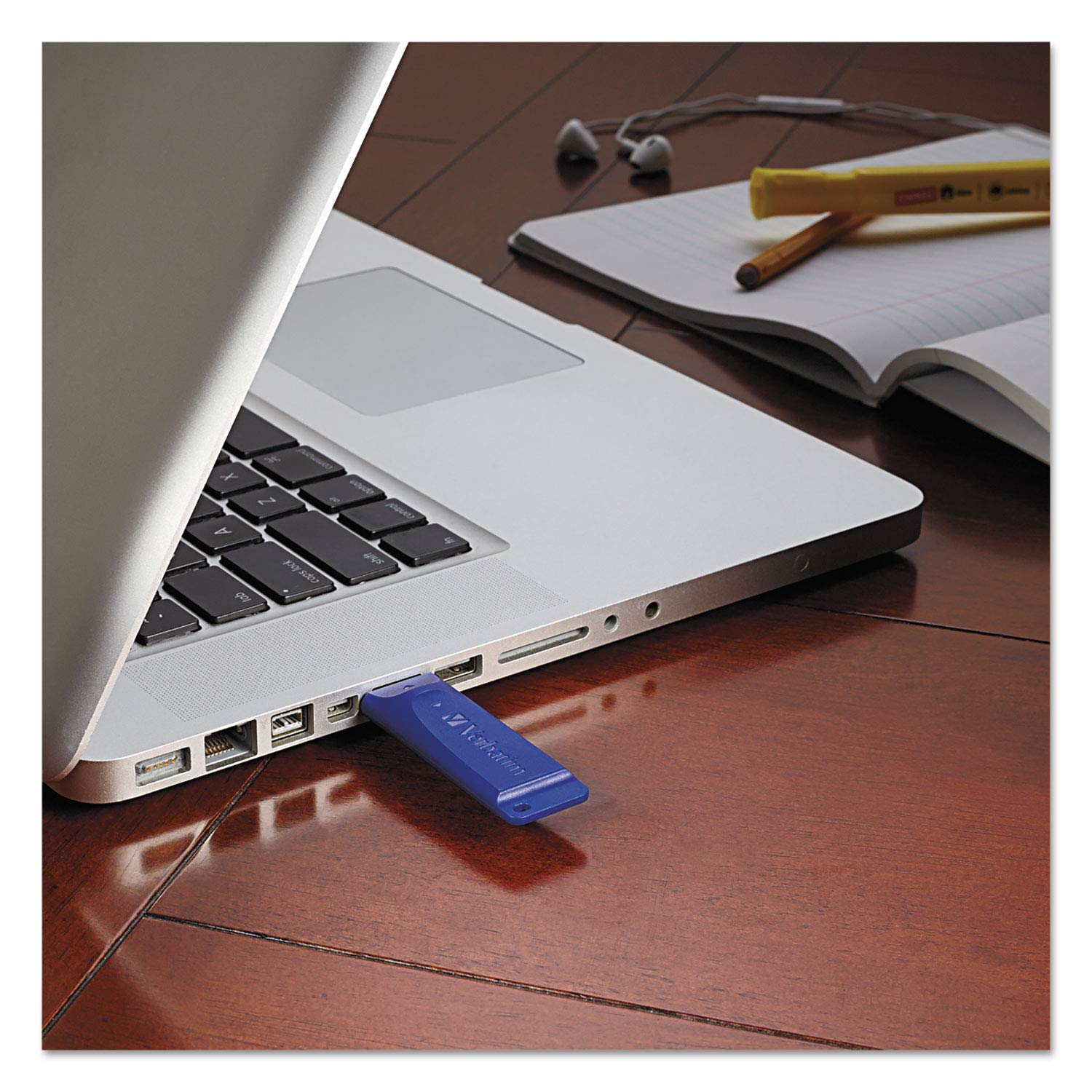 Verbatim 4Gb Usb 2.0 Flash Drive   Cap Less & Universally Compatible   Blue, Model:97087