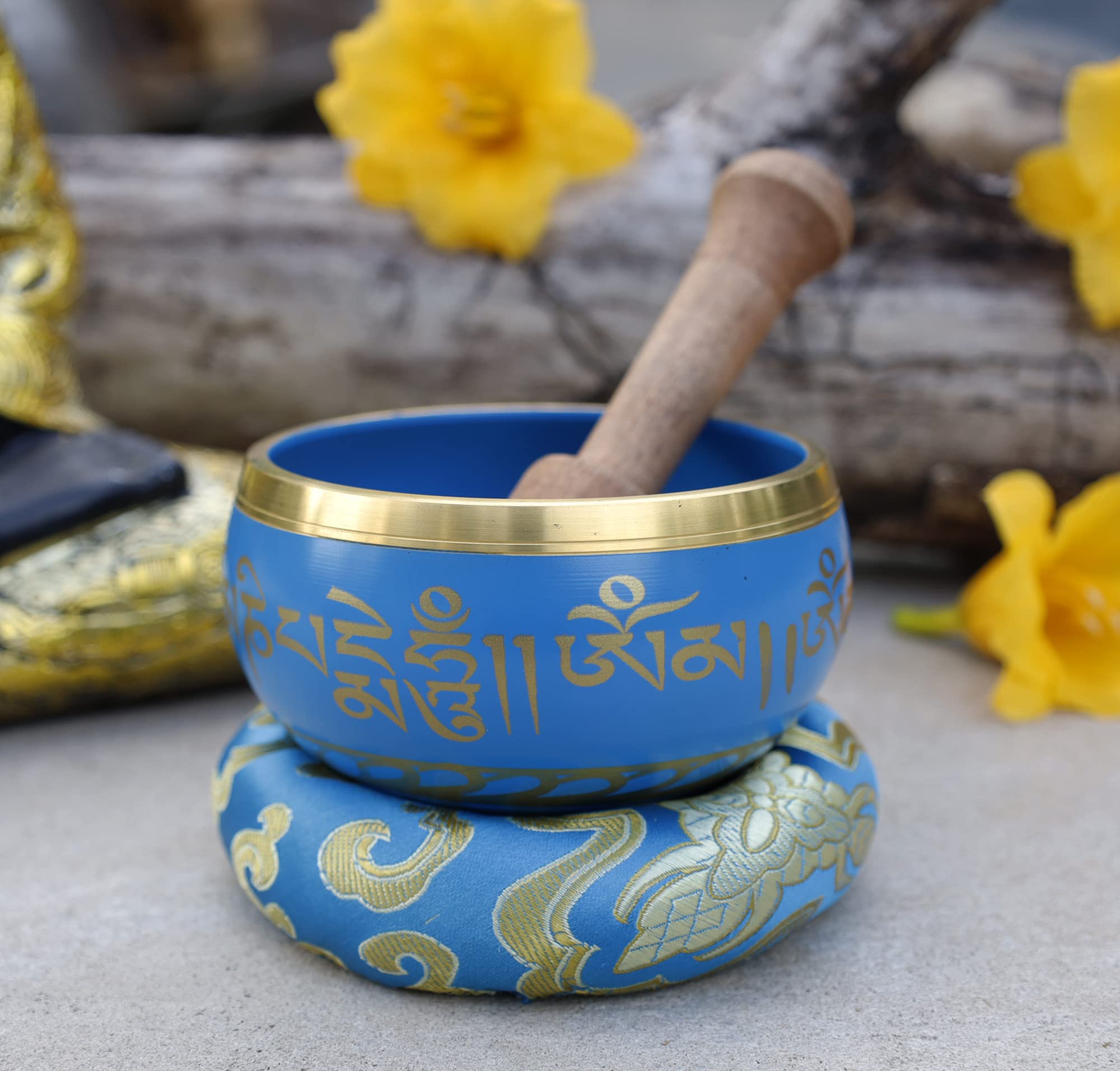 Dharmaobjects Tibetan Meditation Om Mani Singing Bowl/Cushion/Mallet (Turquoise)