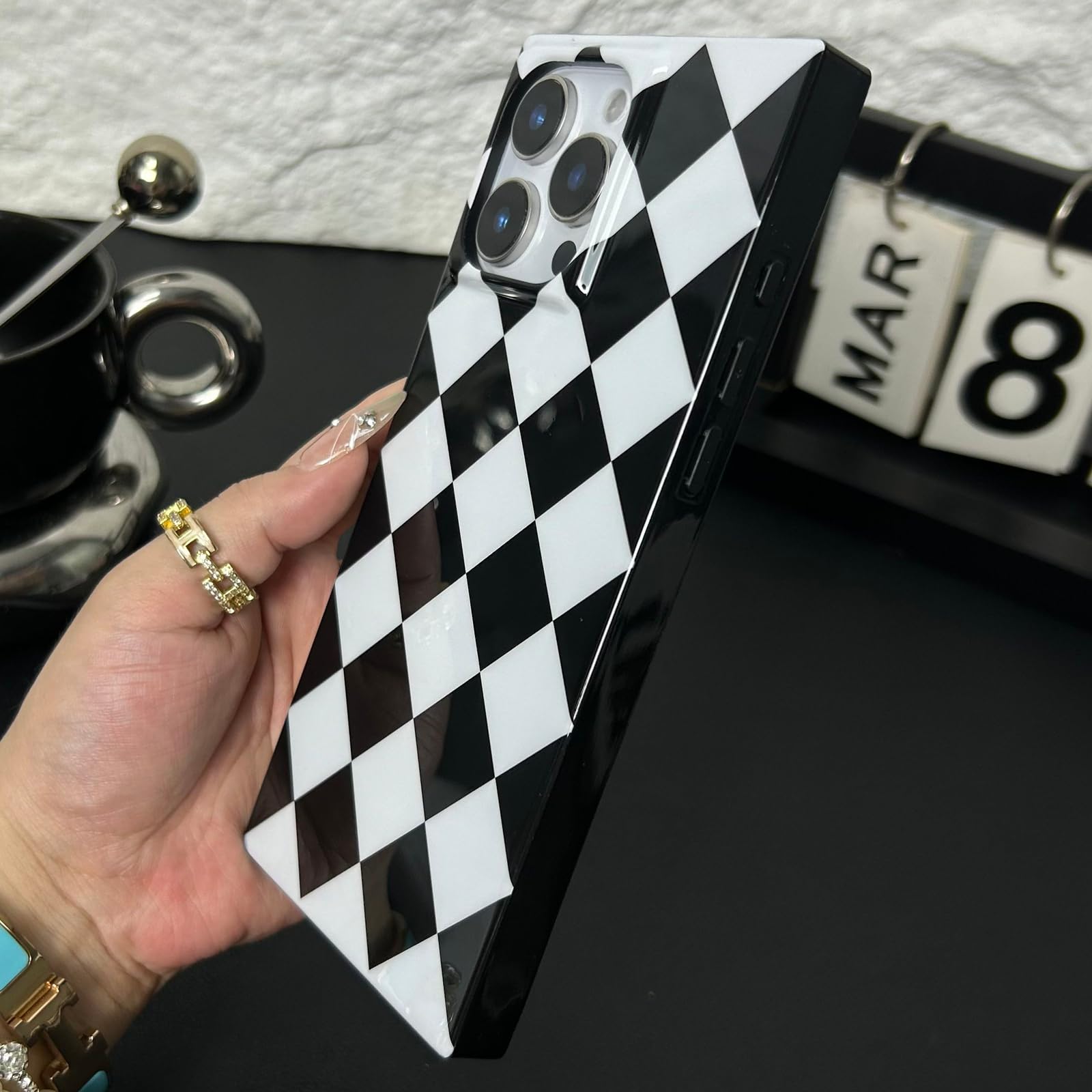 Roymonkey Checkered Magnetic Case For Iphone 15 Pro Max Compatible With Magsafe - Rectangular Diamond Checkerboard Pattern - Glo