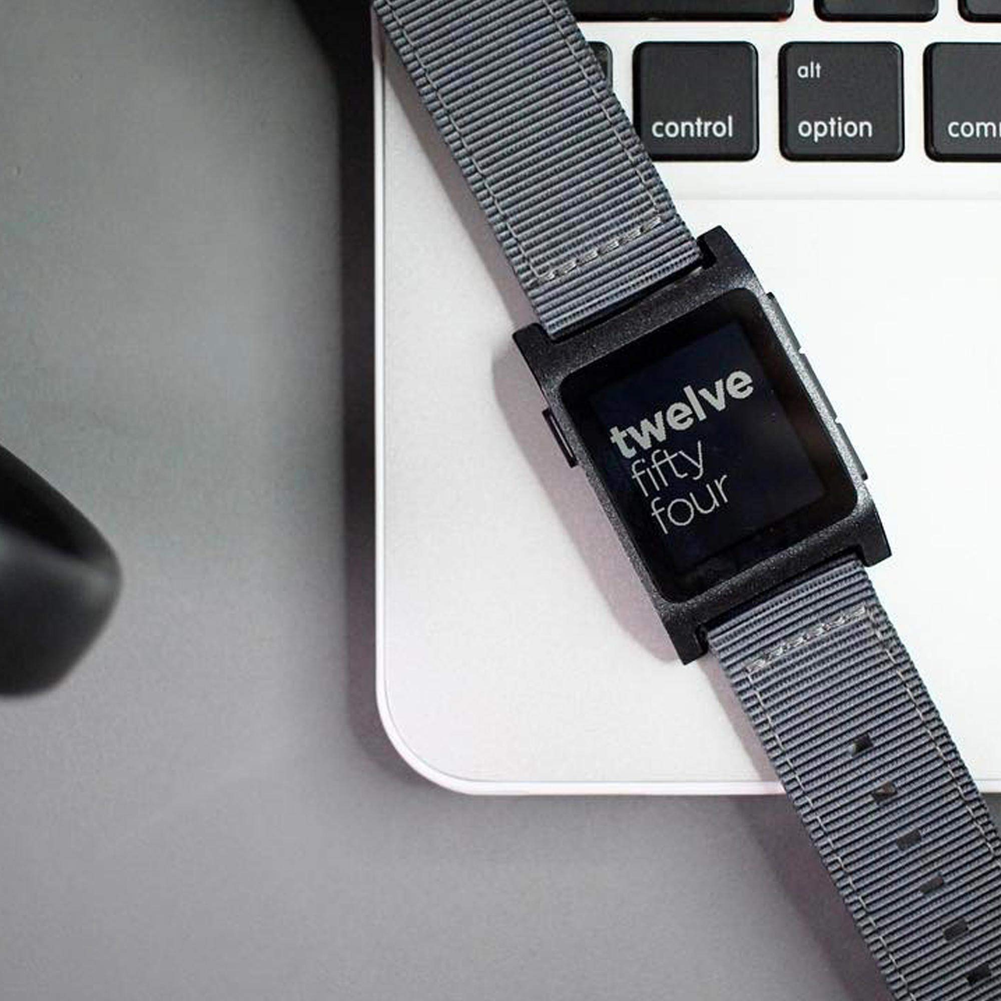 Gadgetwraps 18Mm Nylon Watch Band With Quick Release Pins   Compatible With Speidel, Daniel Wellington, Wristology   18Mm Nylon