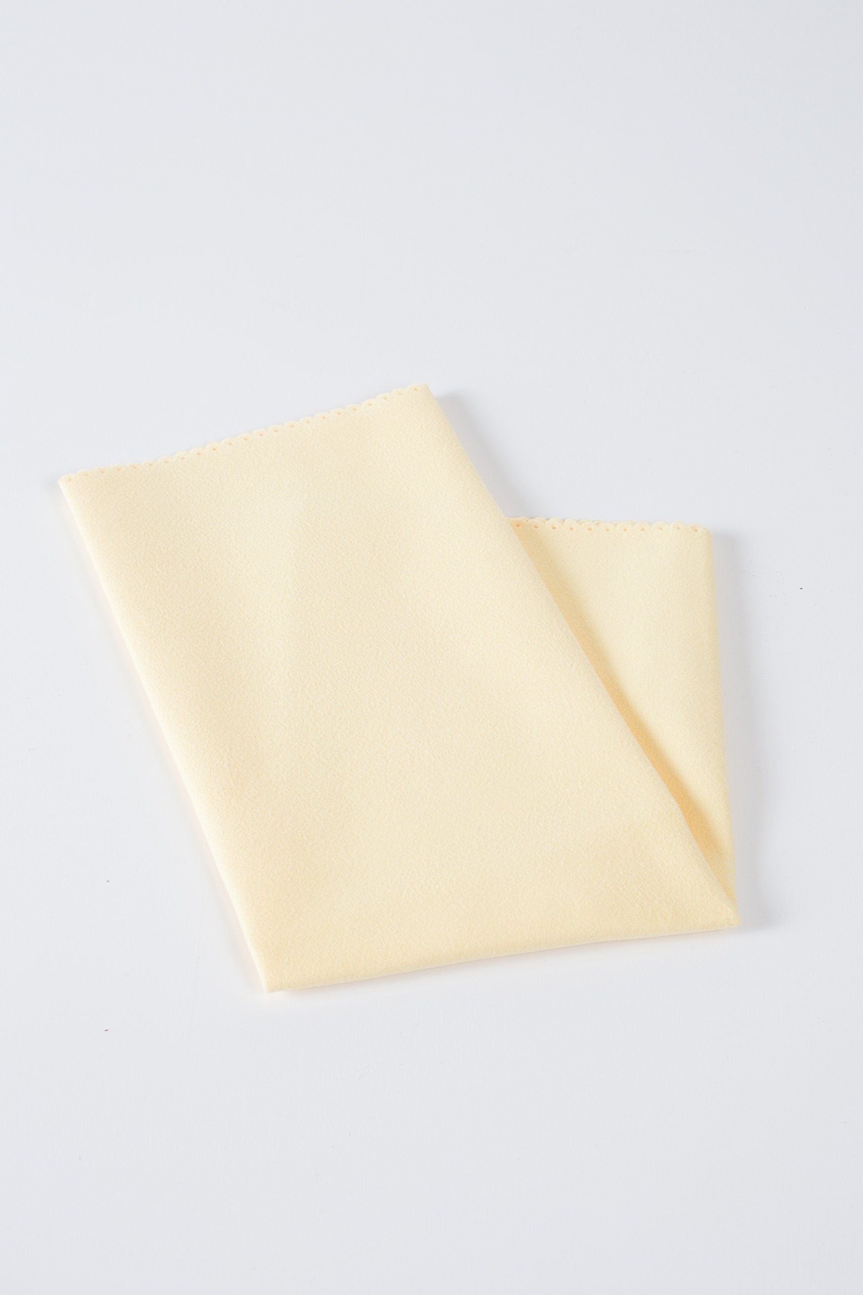 Musicnomad String Instrument Premium Microfiber Polishing Cloth (Mn731) 12'' X 12''