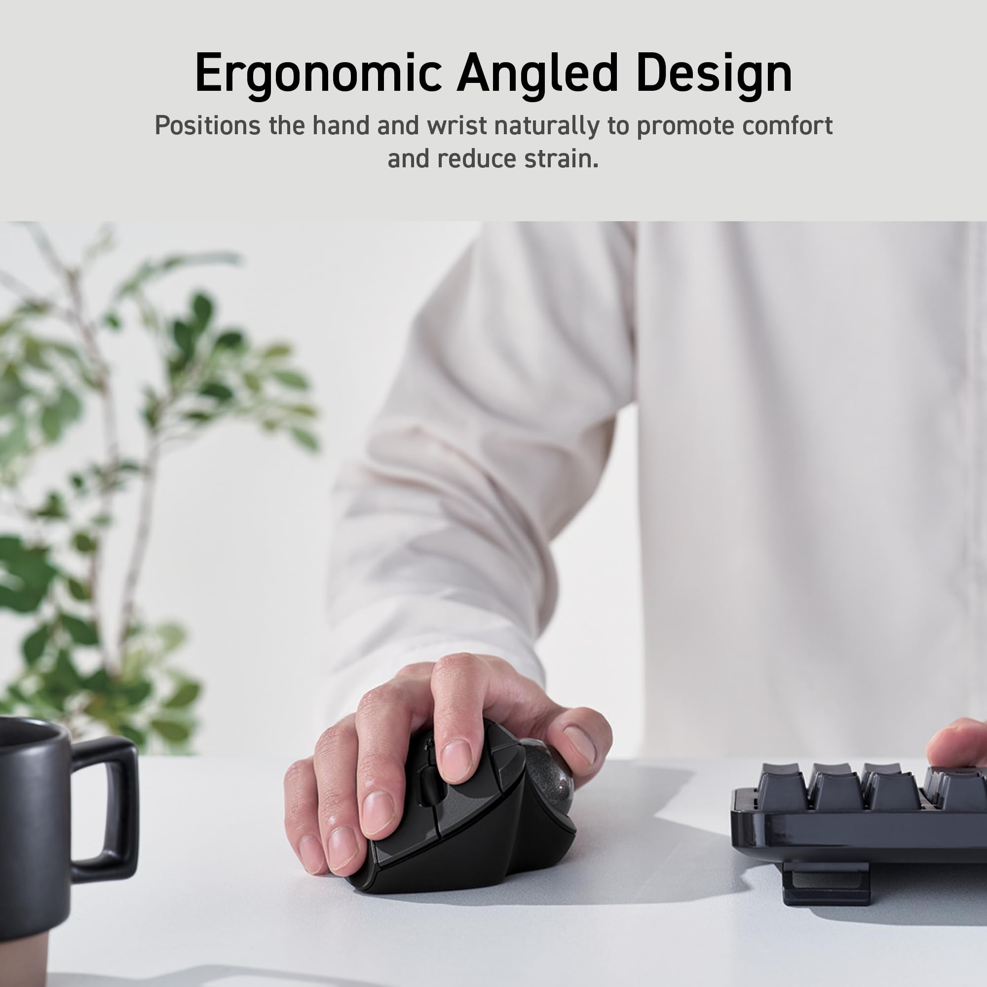 Elecom Ergonomic Comfort Design Trackball Ist Bluetooth 5.3, Super Smooth Tracking With Roller Ball Bearing, 36Mm Ball, Thumb Control, Compatible For Windows, Pc, Mac, Ipados, And Android (M It11Brwh)