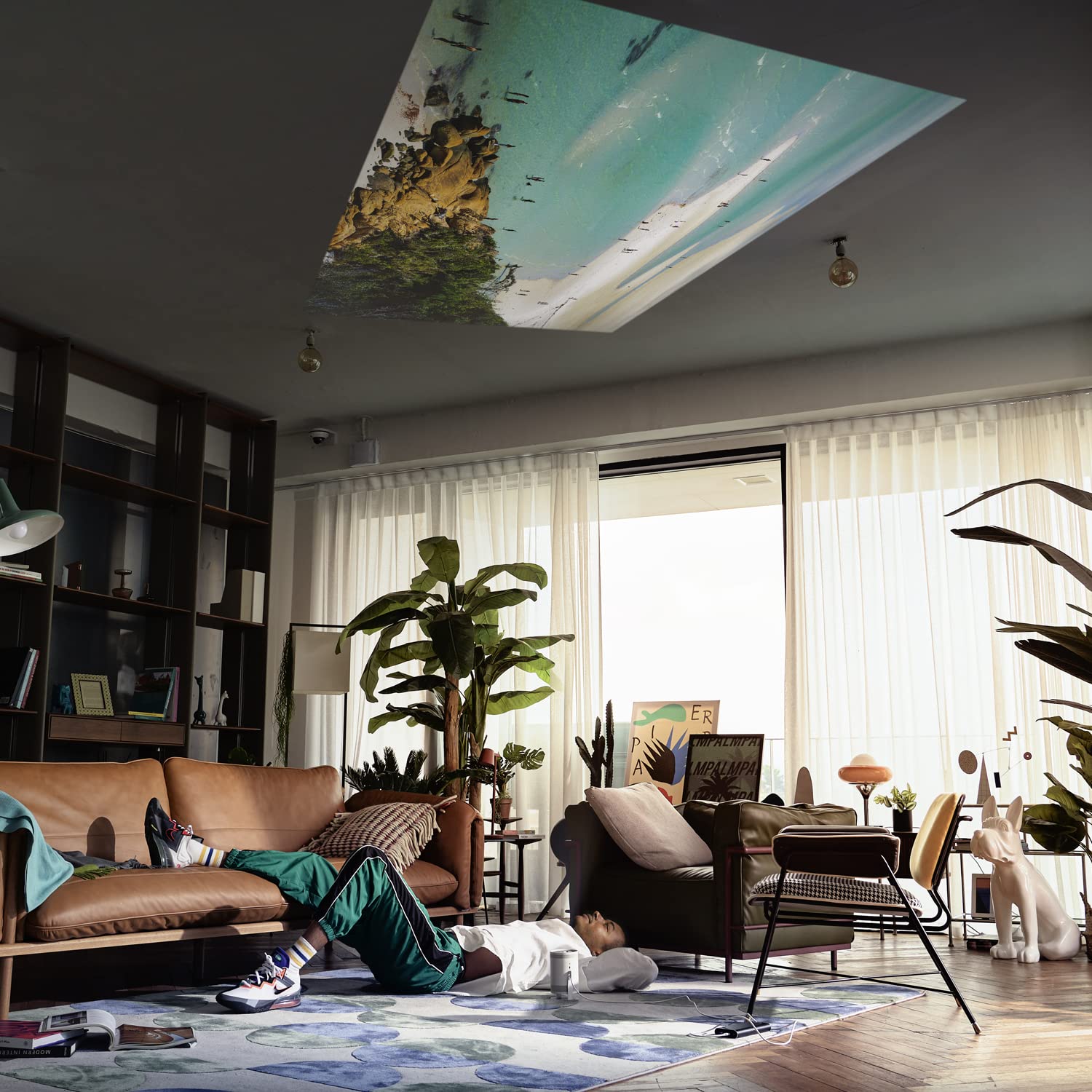 Samsung The Freestyle Projector, Up To 100'' Screen, Smart Tv, 360 Degree Sound (Sp Lsp3Blaxza) Bundle With The Freestyle Projec