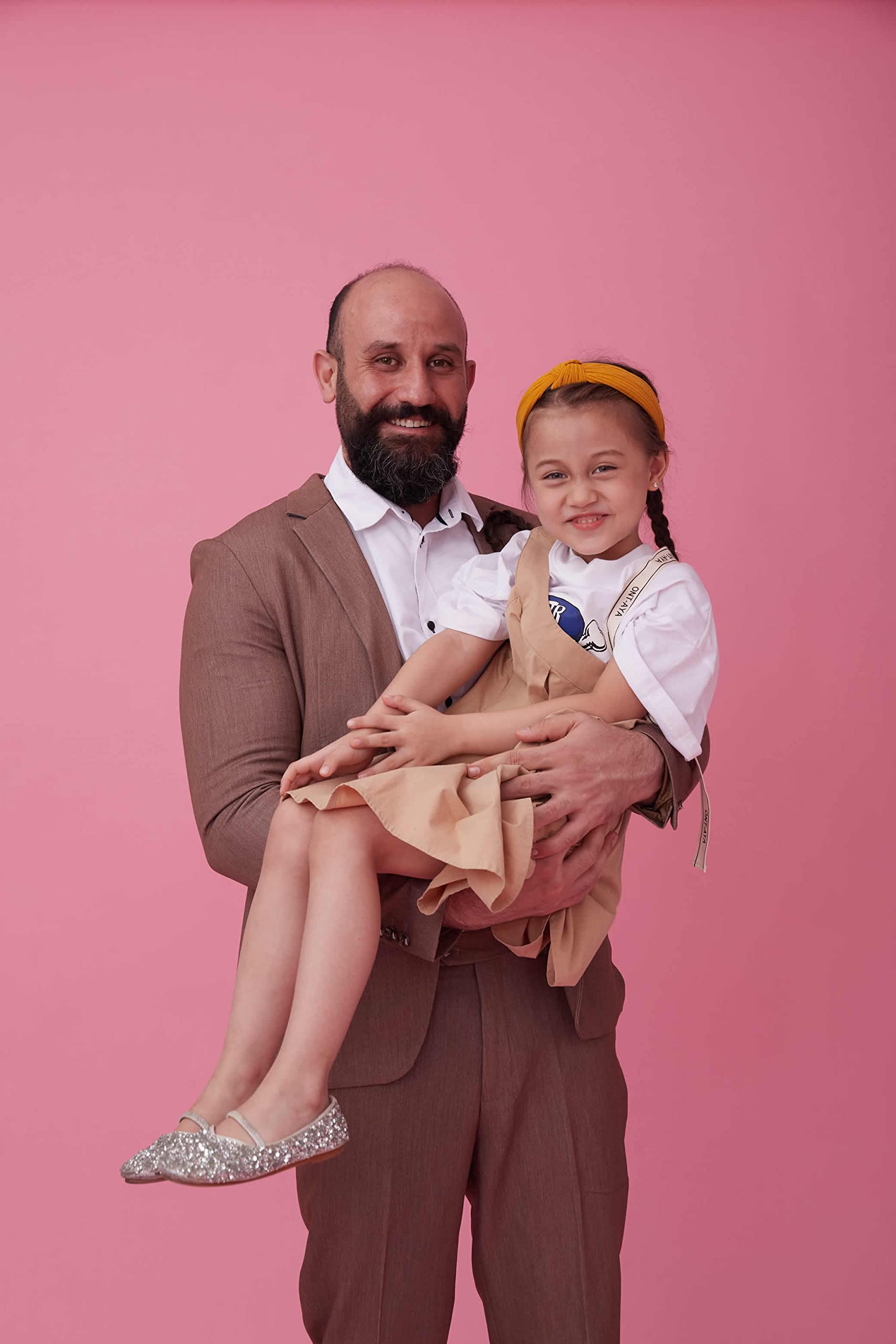 Yizhily Seamless Photogrphy Background Paper, Paper Backdrop Roll For Photoshoot, 82  X16 , Carnation Pink