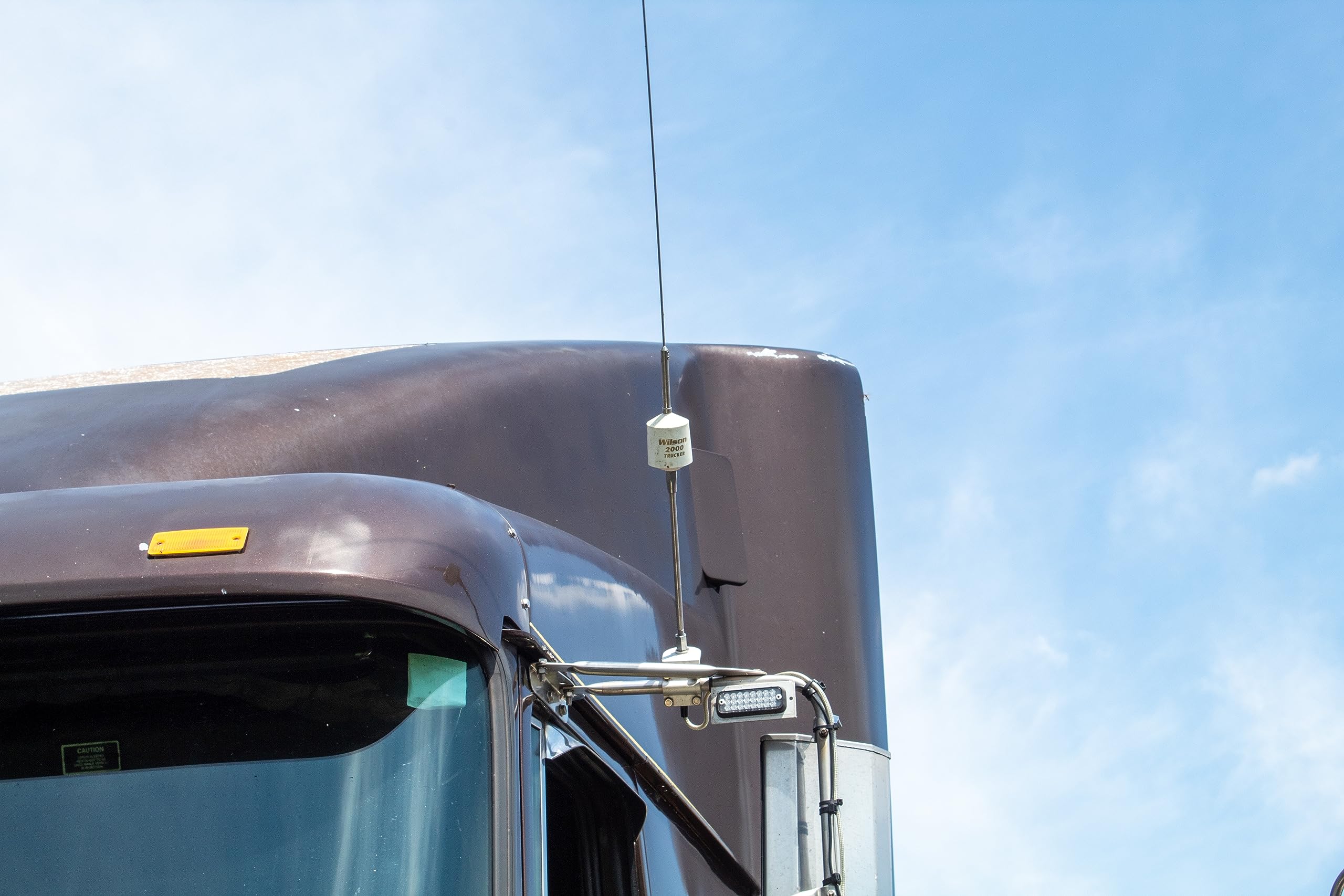 Wilson 305-497 T2000 Series Black Mobile Cb Trucker Antenna With 10-Inch Shaft 49-Inch Steel Whip 3500 Watts Am|Fm Ready Cb Radi